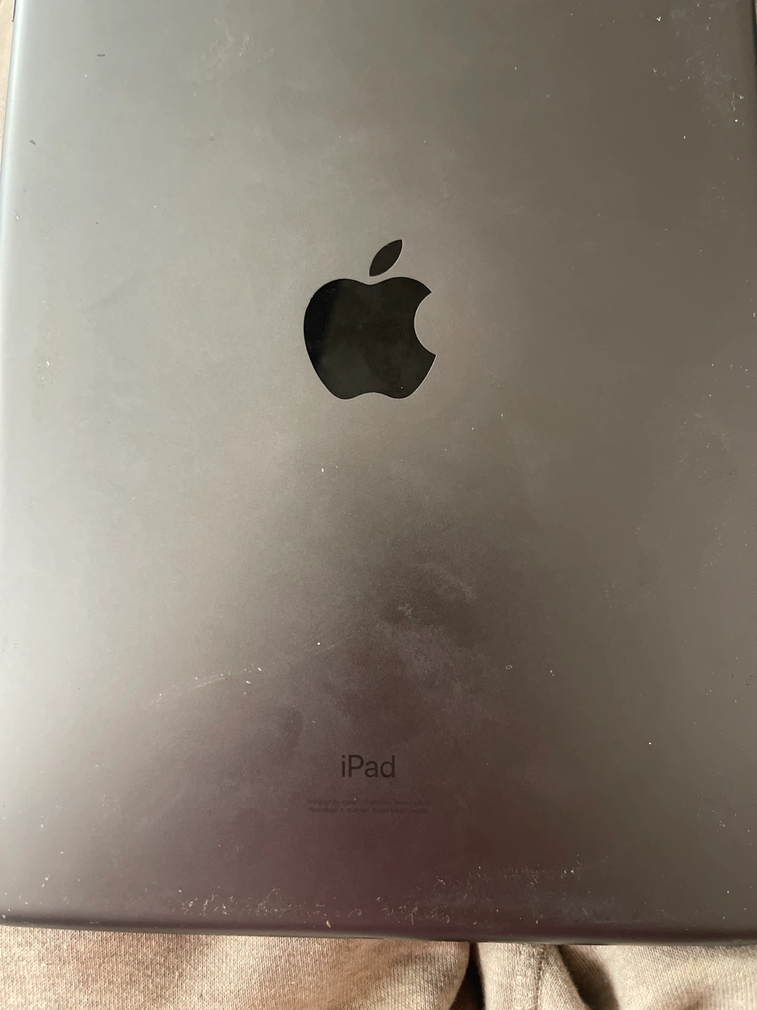 Apple iPad (Damaged Screen) - photo 3