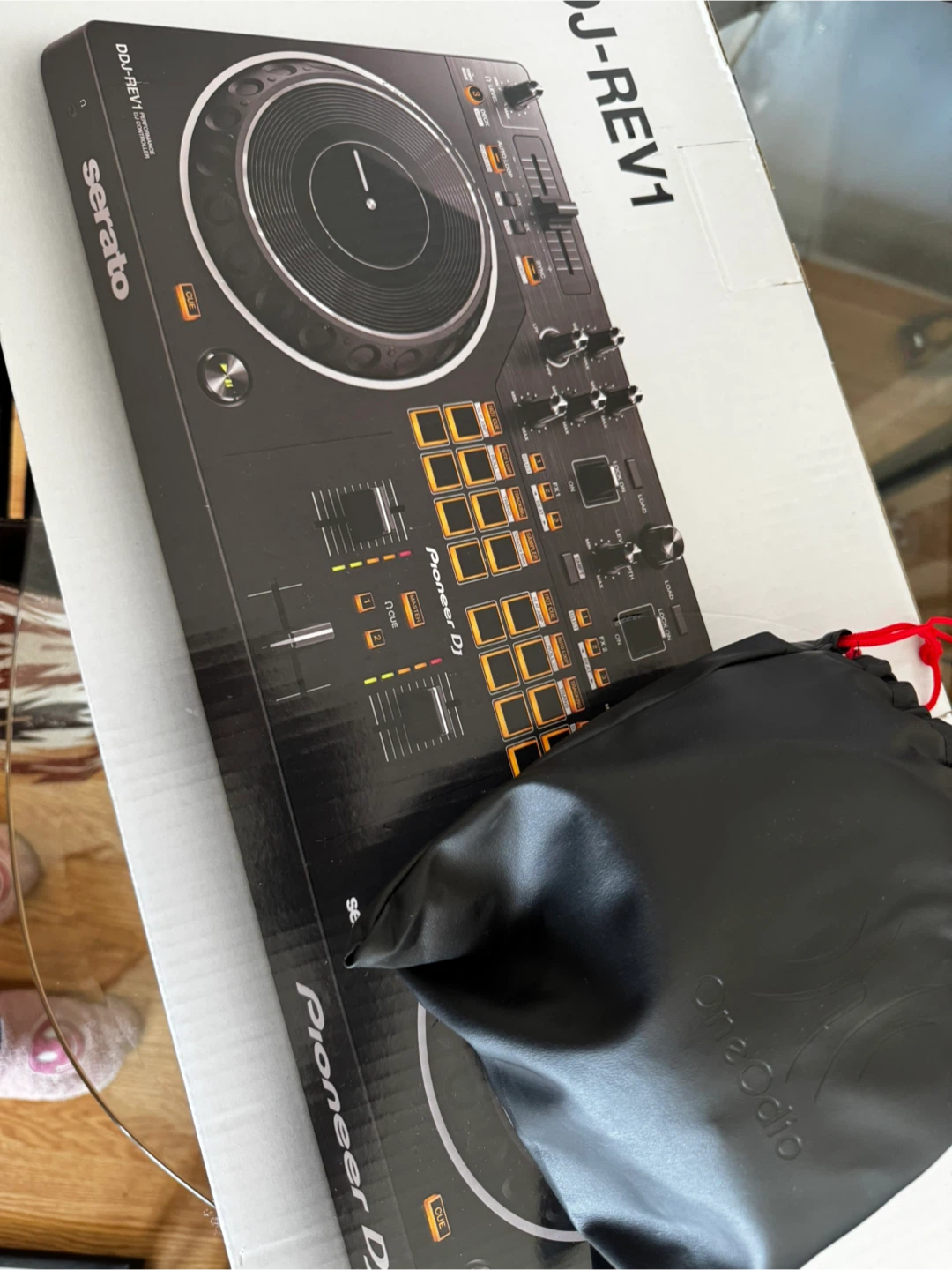 Pioneer DJ DDJ-REV1 DJ Controller with Headphones - photo 5