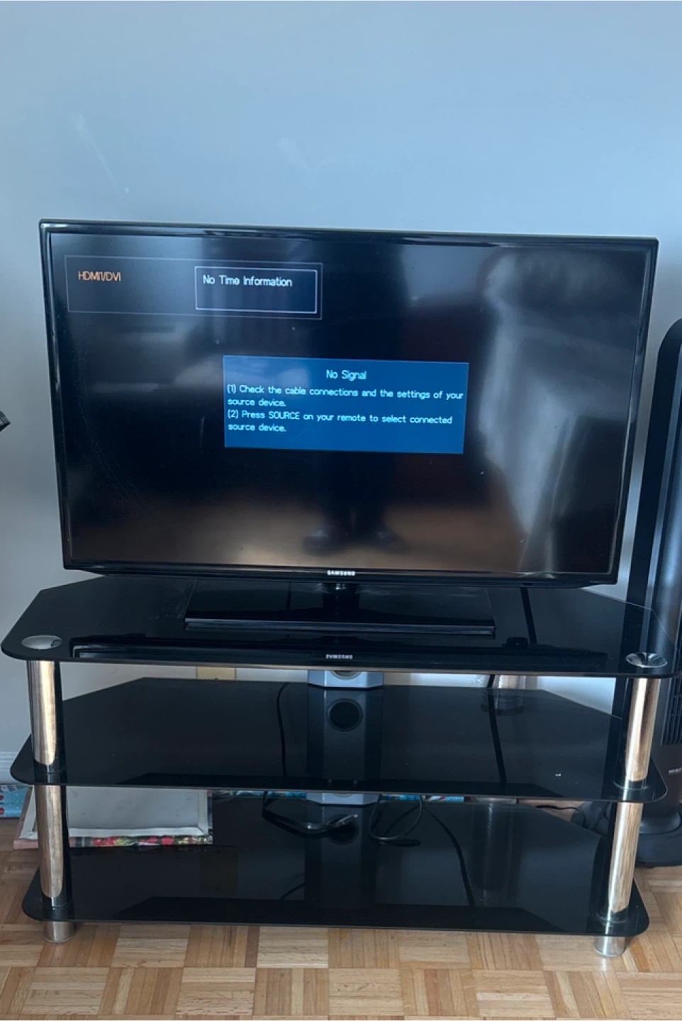 Samsung TV Stand with 2 Glass Shelves