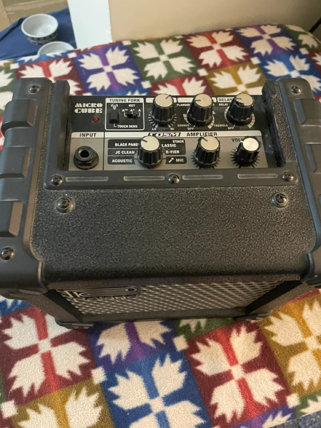 Roland Micro Cube combo guitar amp - photo 2