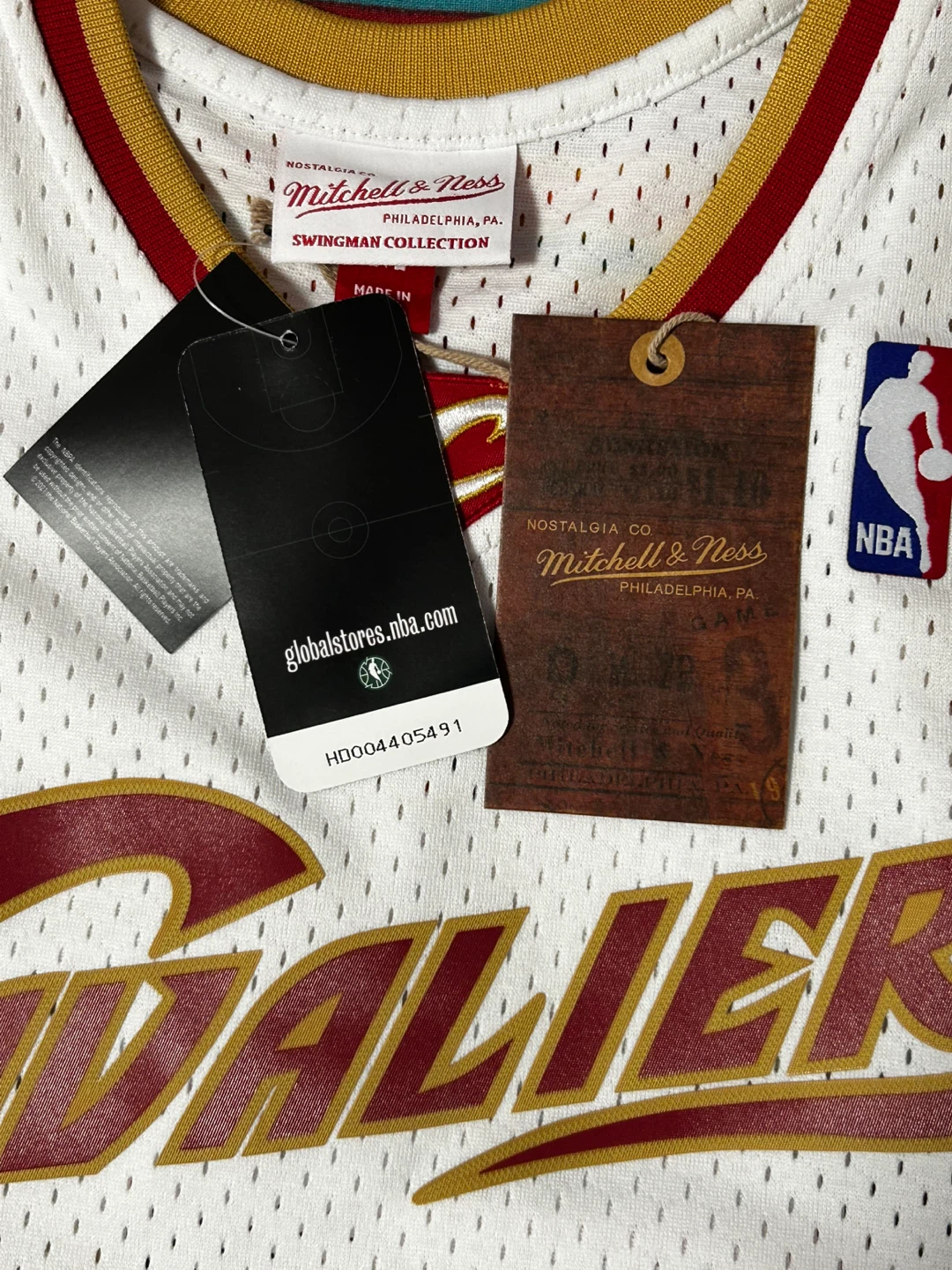 LeBron James Cleveland Cavaliers Jersey with Frame - photo 5