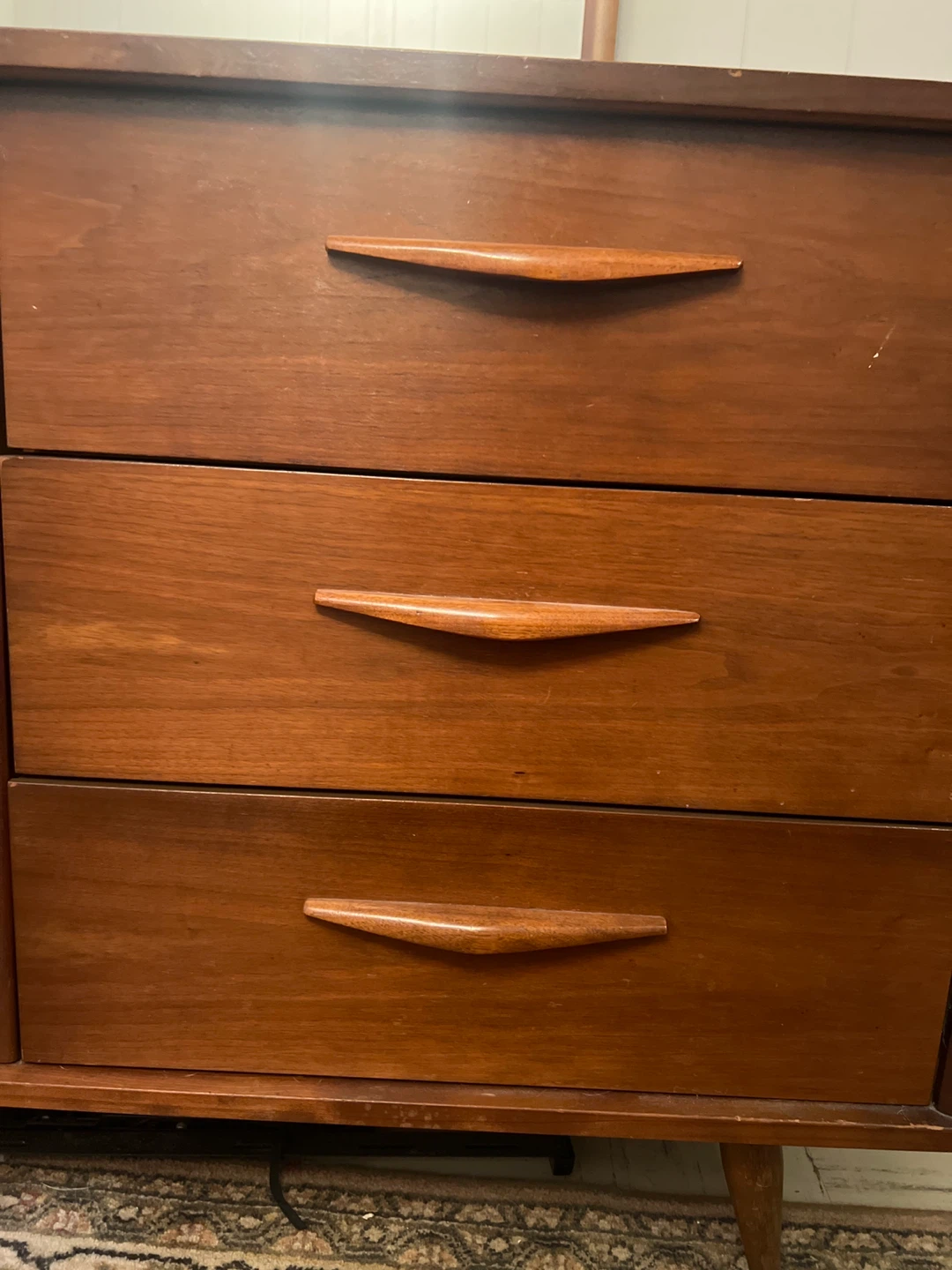 MCM Walnut Dresser w/ Mirror – 1960s Sculpted Pulls - photo 2