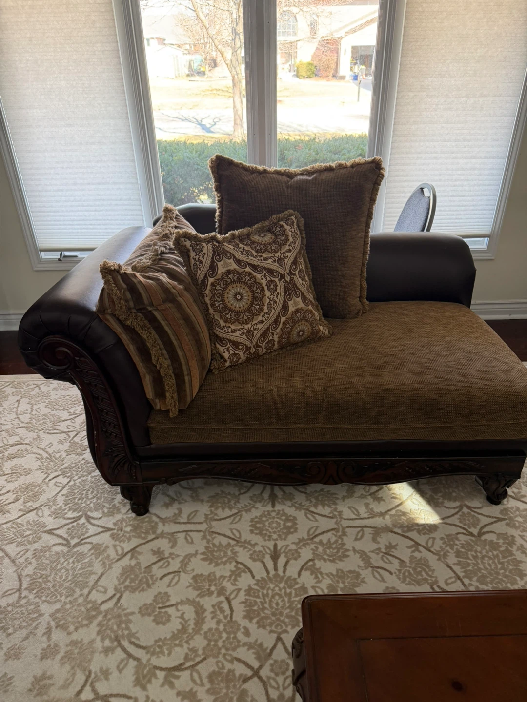 Loveseat, sofa and chaise with Pillows - photo 3