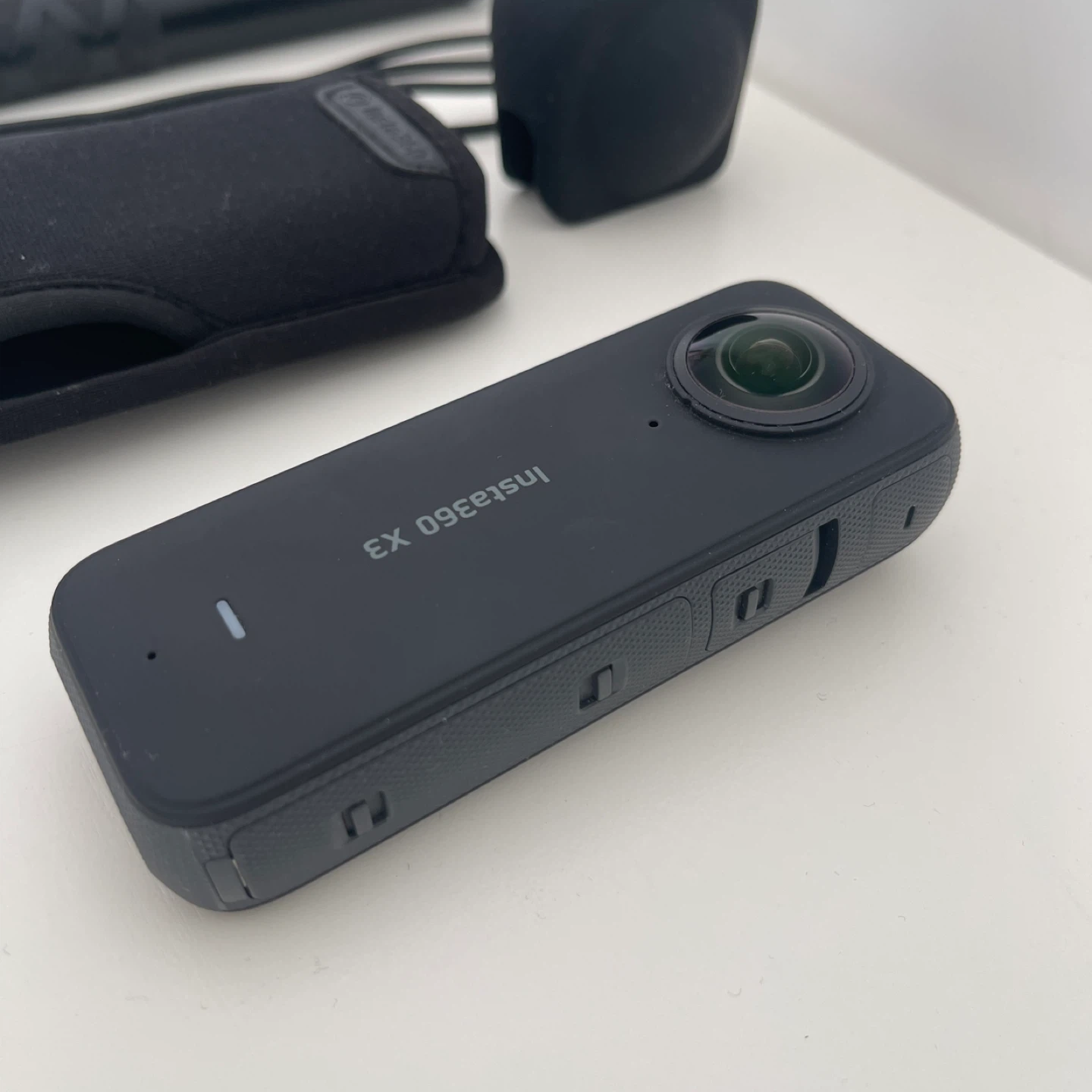 Insta360 X3 Get-Set Bundle – Like New Condition - photo 3