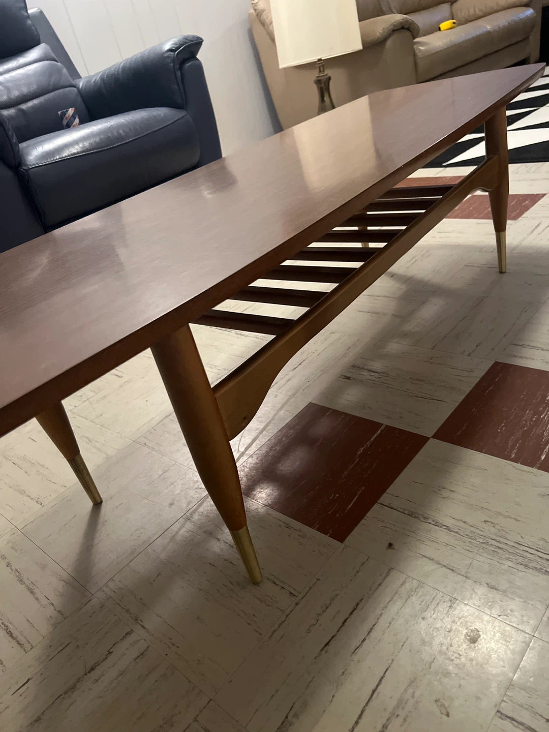 Rare Mid-Century Coffee Table – Sculptural Wood Base