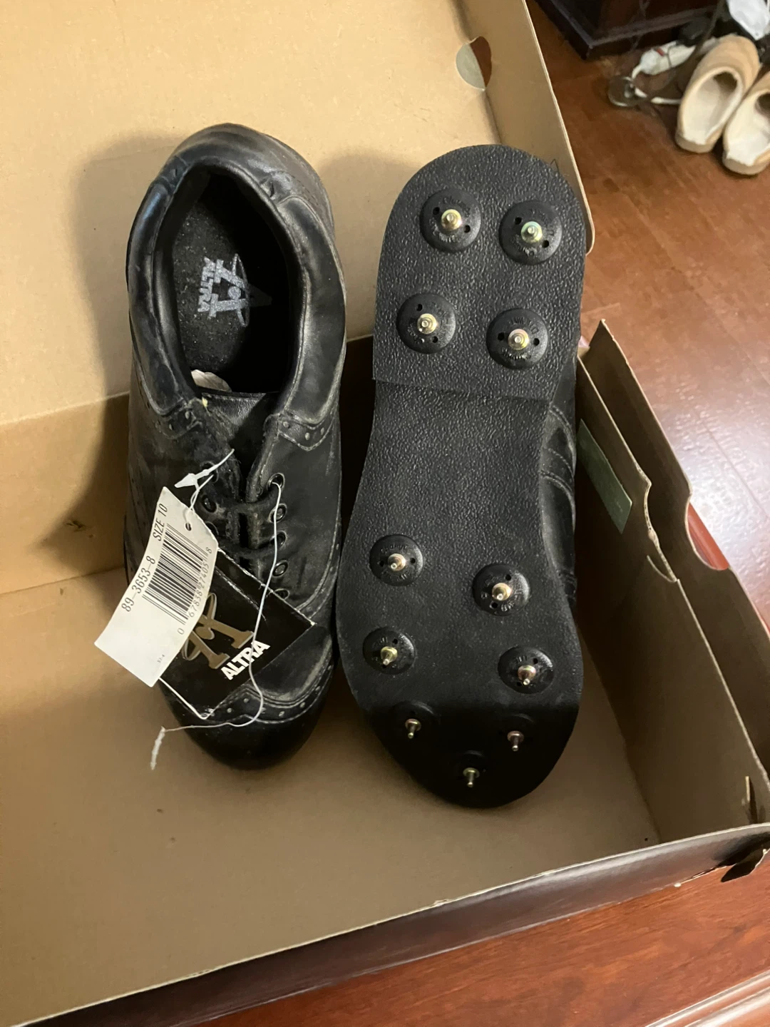 Altra Black Leather Golf Shoes with Spikes Size 10 - photo 2