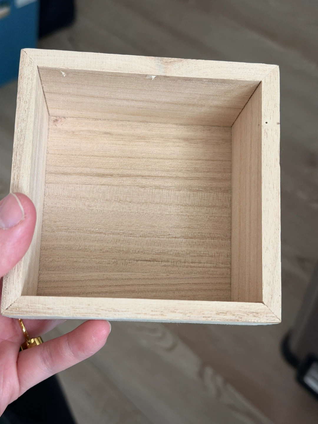 Decorative Wooden Box with Plaid Lid - photo 2