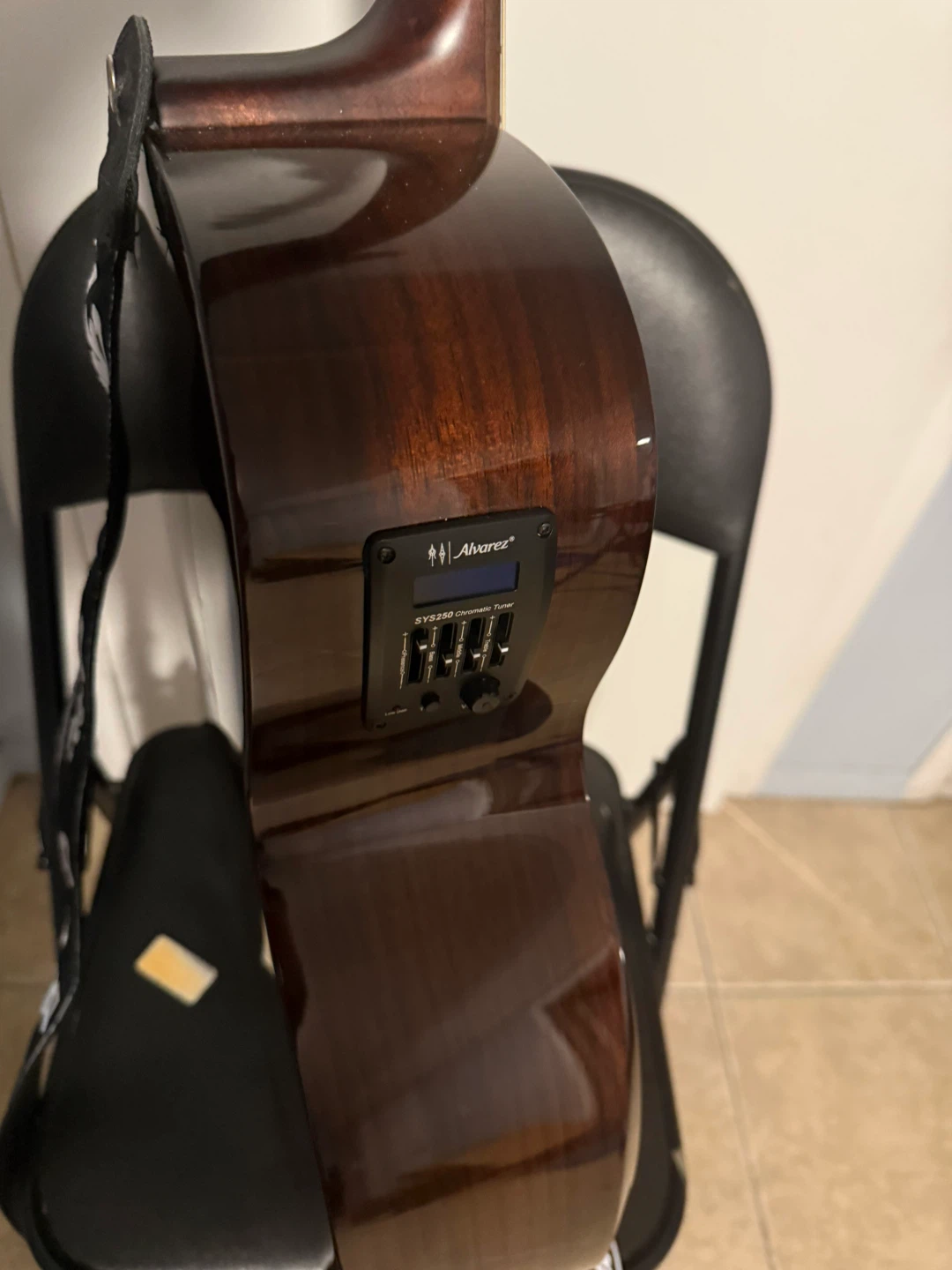Alvarez Acoustic Electric Guitar - photo 4