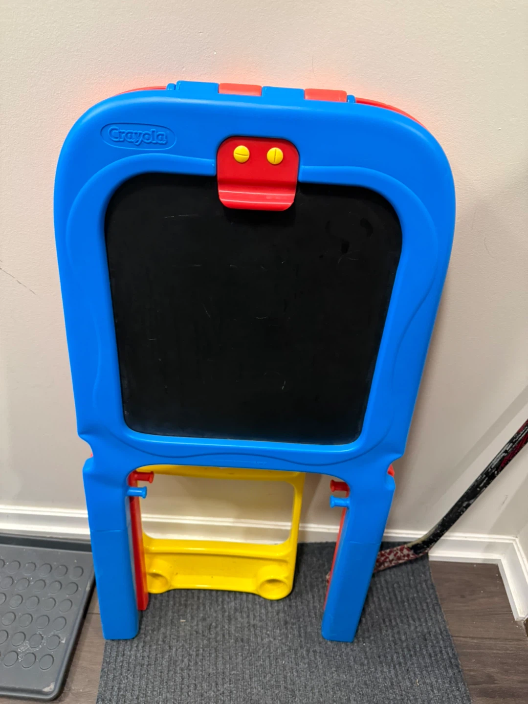 Crayola Easel Whiteboard and Chalkboard