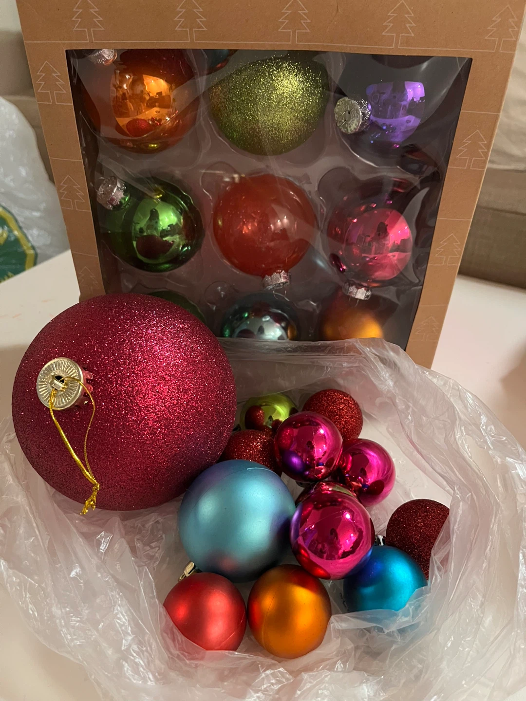 Christmas Ornaments Set - Assorted Colours