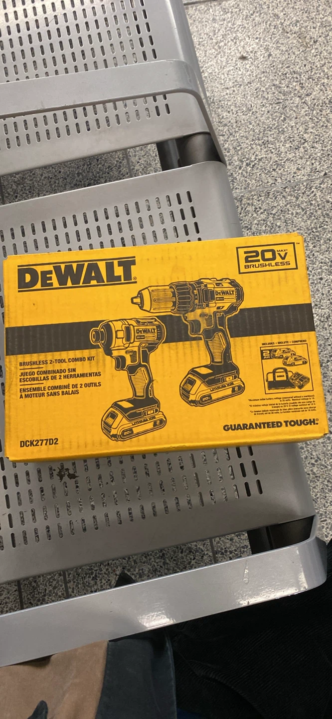 DEWALT 20V MAX Brushless 2-Tool Combo Kit