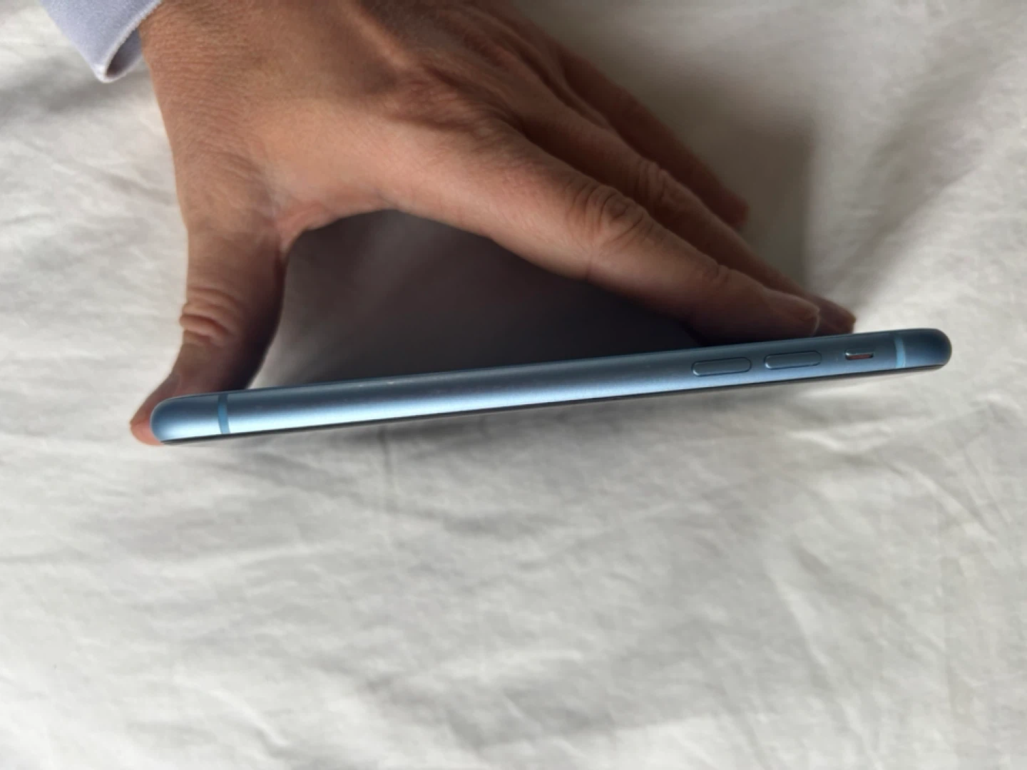 Apple iPhone XR - Blue 64GB - photo 4