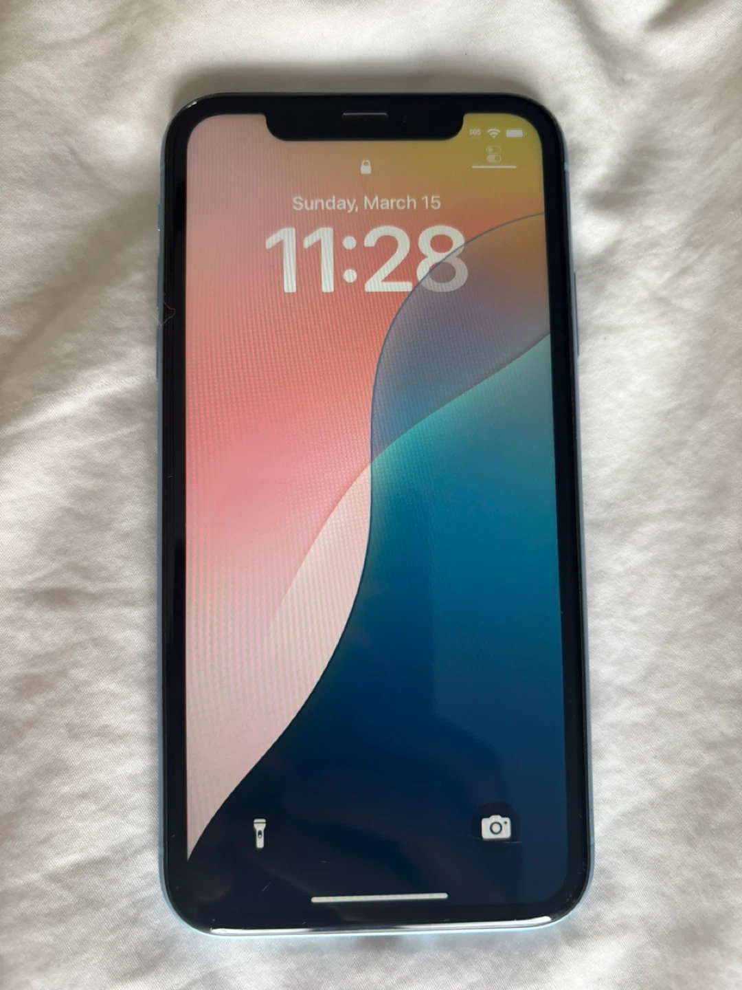 Apple iPhone XR - Blue 64GB