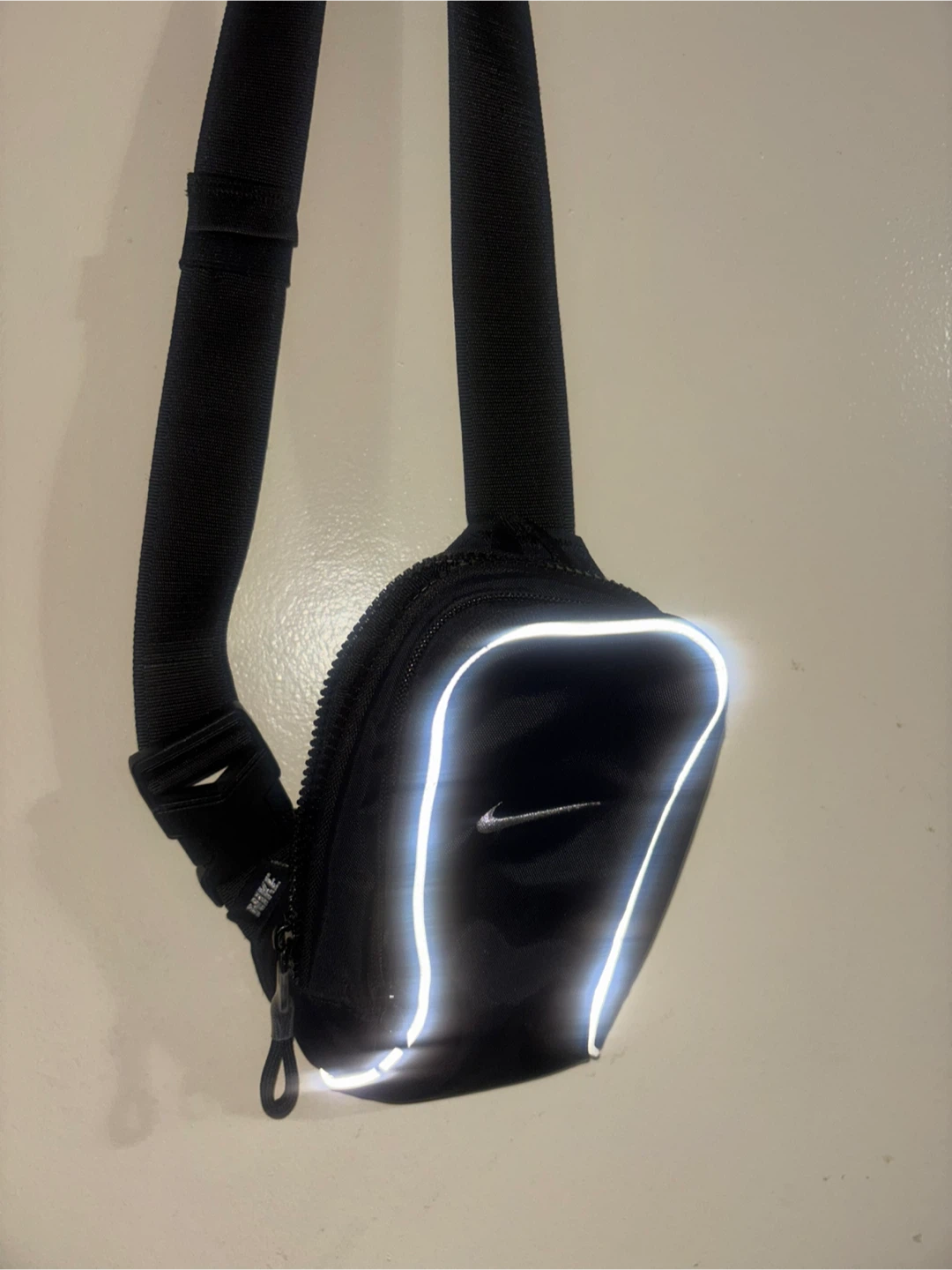 Nike Fanny Pack/Sling Bag - photo 3