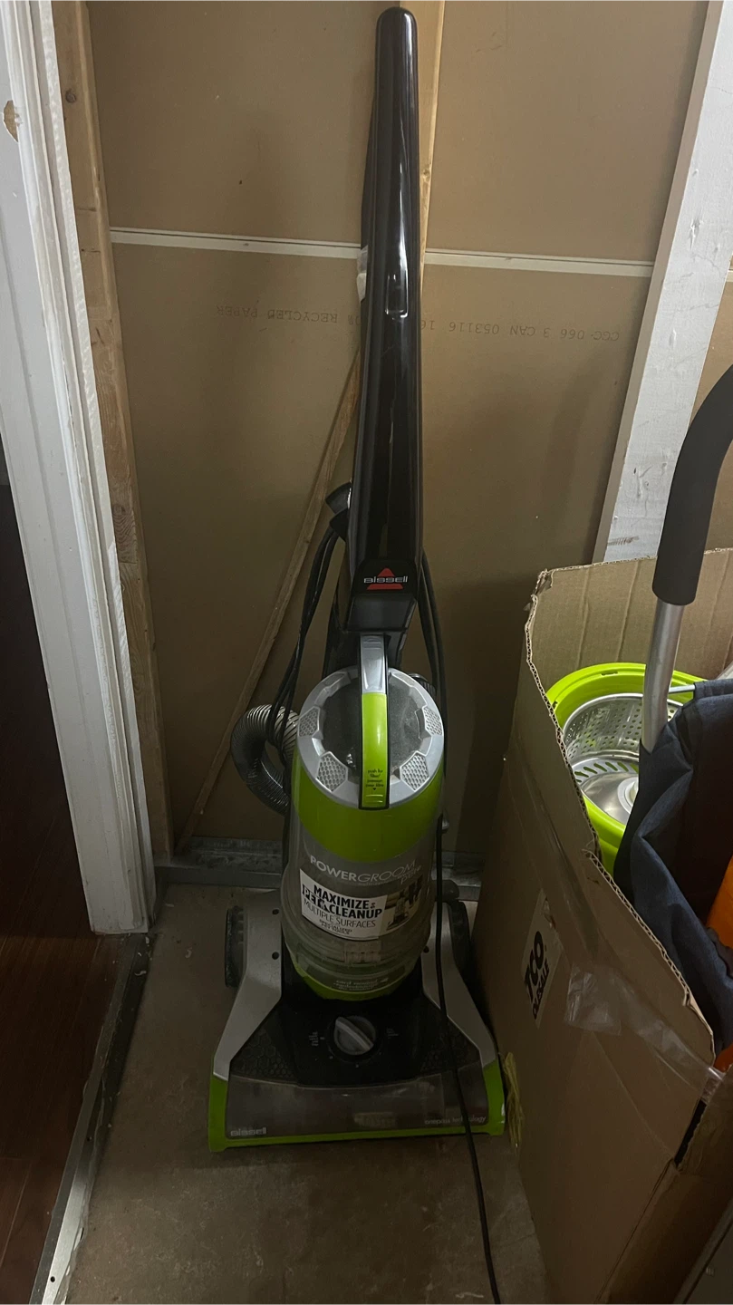 Bissell Power Groom Vacuum Cleaner - photo 2
