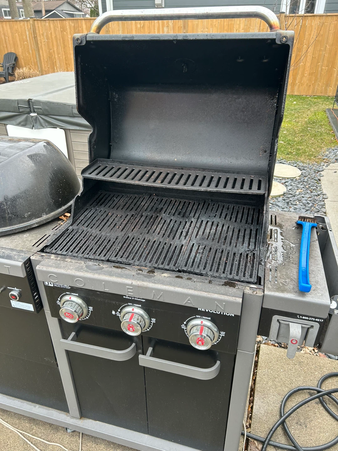 Coleman Revolution Propane BBQ Grill - photo 2
