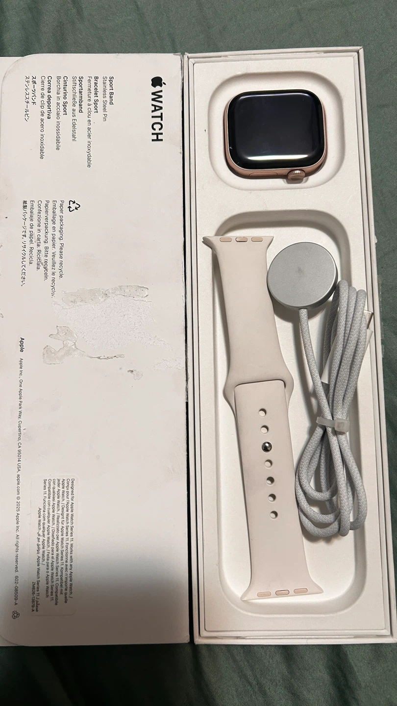 Apple 11 GPS 42mm Series Watch - Rose Gold - photo 2