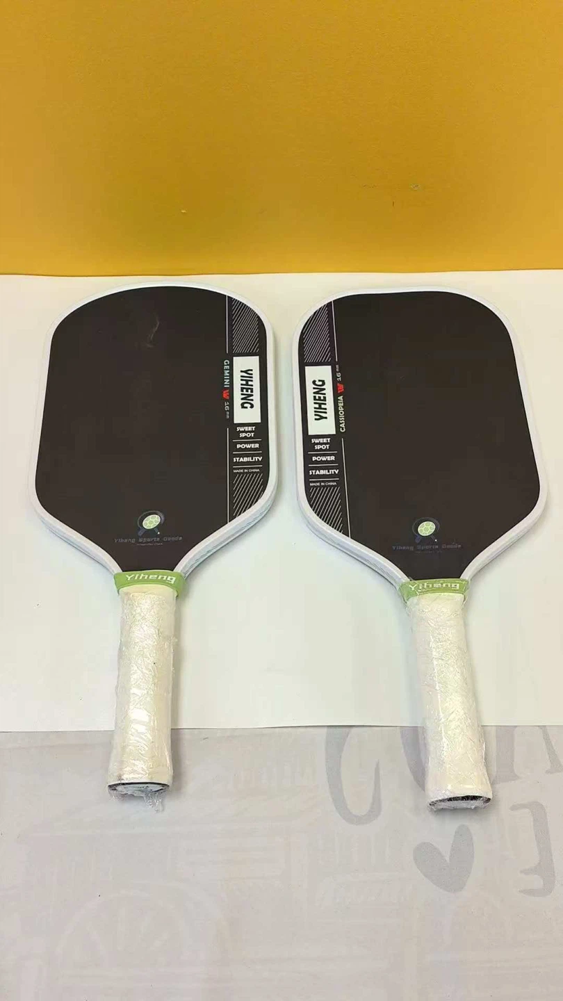 YIHENG Cassiopeia Pickleball Paddles (a pair)