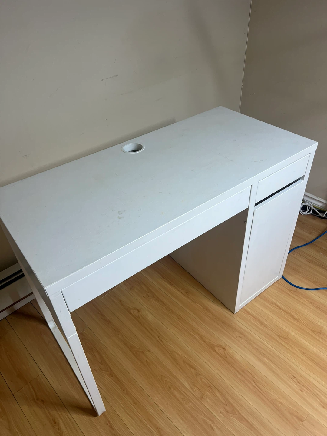 White Desk with Drawers, side table with drawer - photo 2