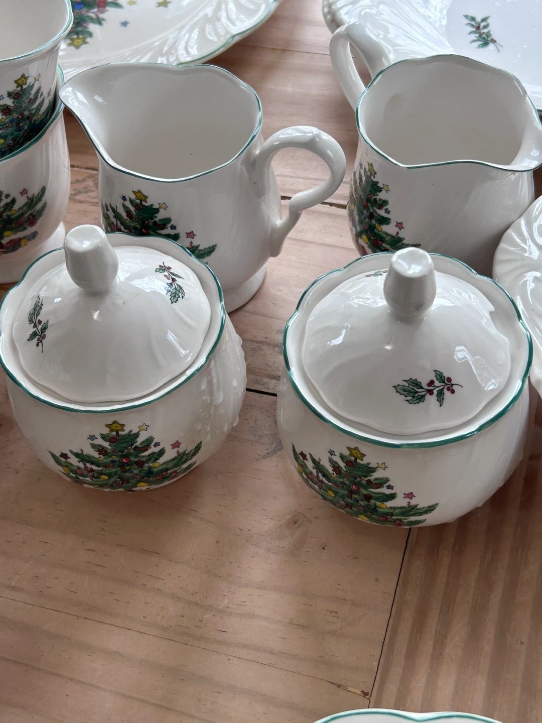 Nikko Christmas Tree Dinnerware Set - photo 4