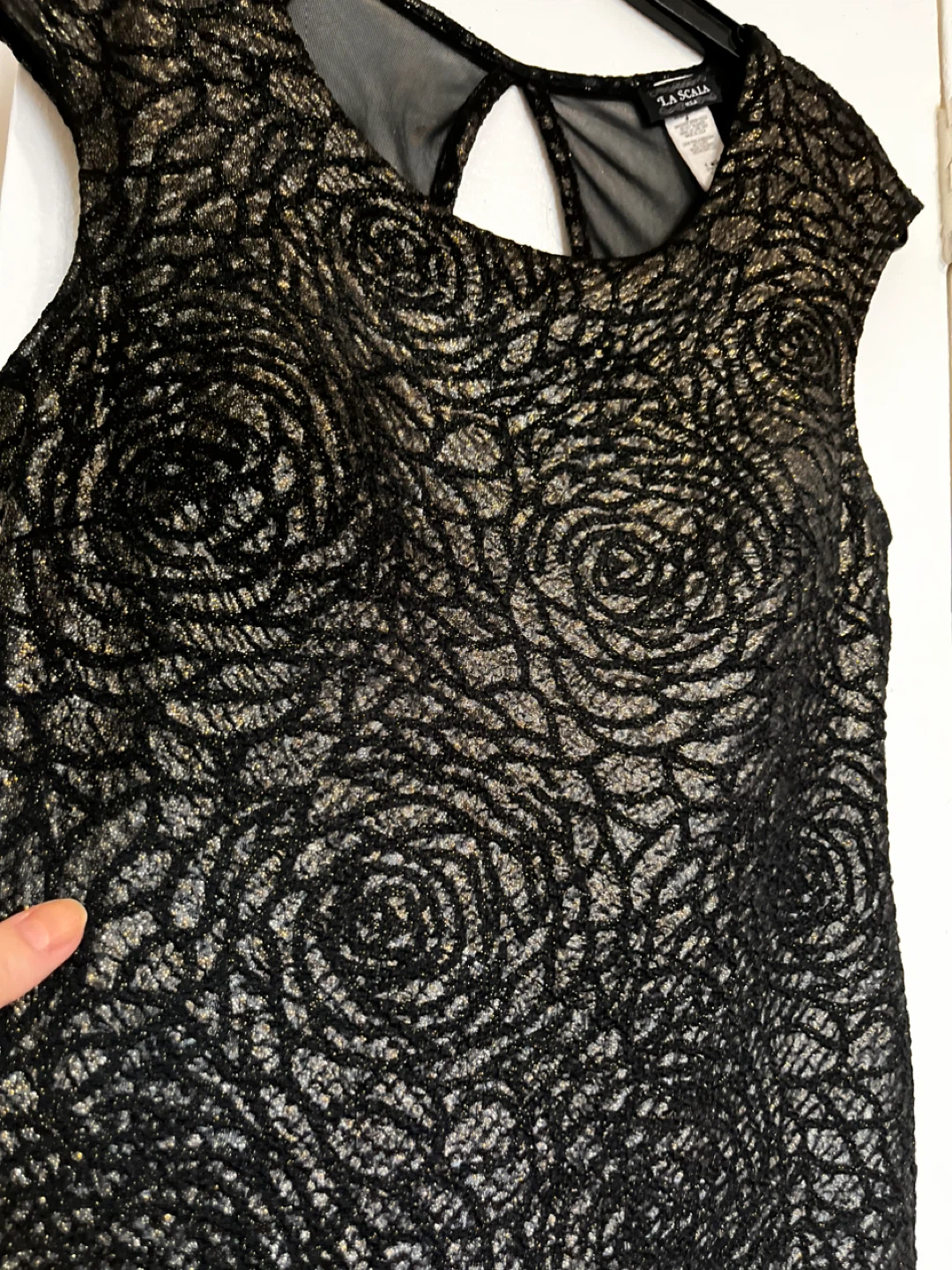 La Scala Black Rose Pattern Cocktail Dress - photo 3