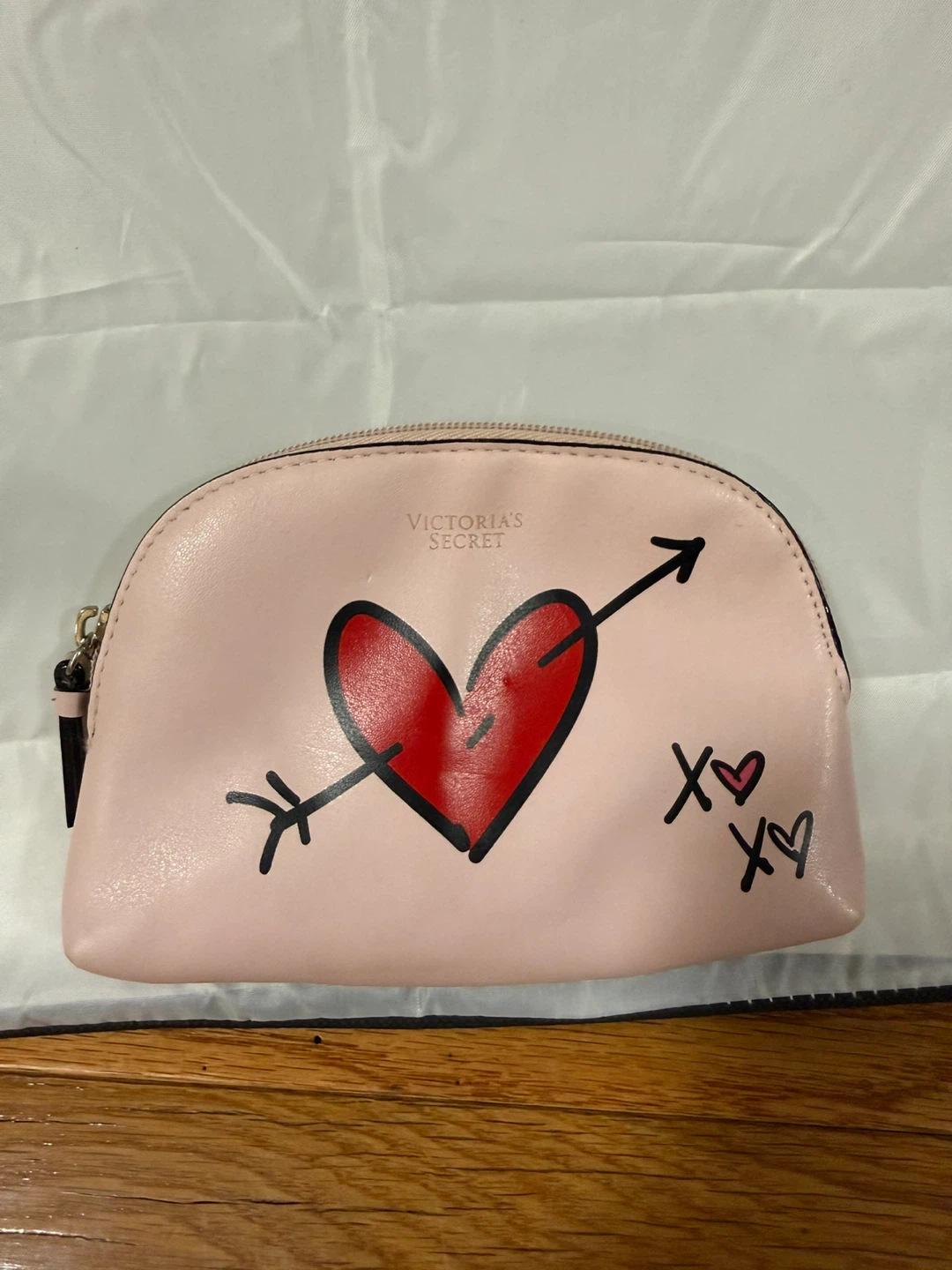 Victoria's Secret Pink Heart Arrow Makeup Bag