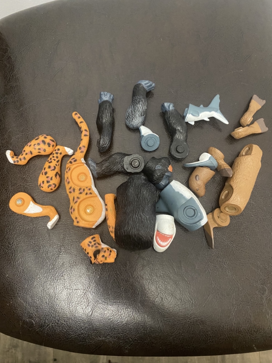 K&M 2003 rare articulated magnetic animals lot - photo 3