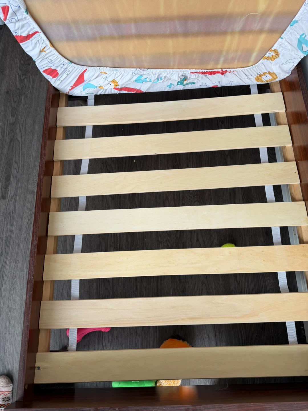 Solid wood dog bed plus foam mattress & bed sheet - photo 3