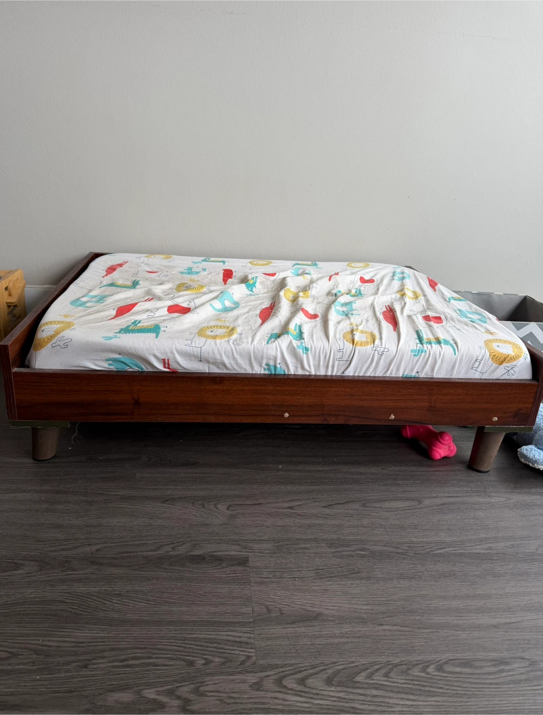 Solid wood dog bed plus foam mattress & bed sheet