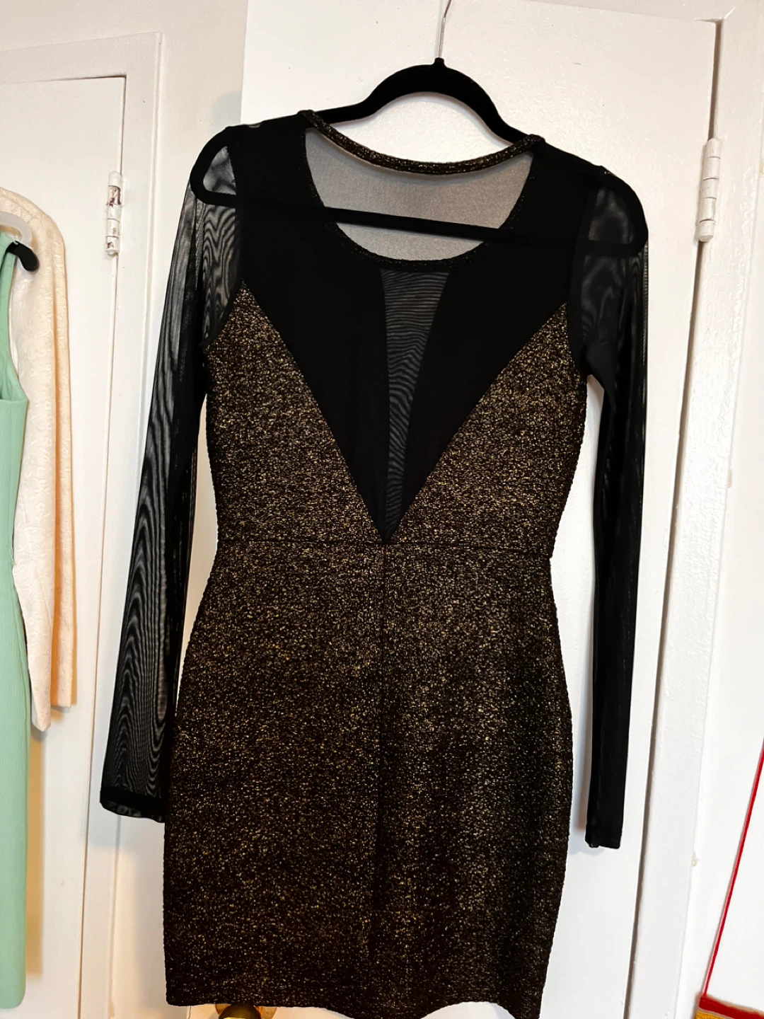 Women's Black & Gold Subtle Glitter Cocktail Dress - photo 5