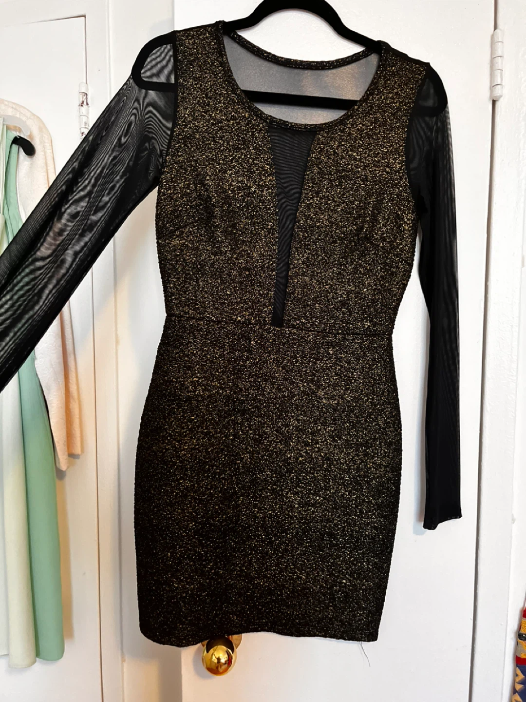 Women's Black & Gold Subtle Glitter Cocktail Dress