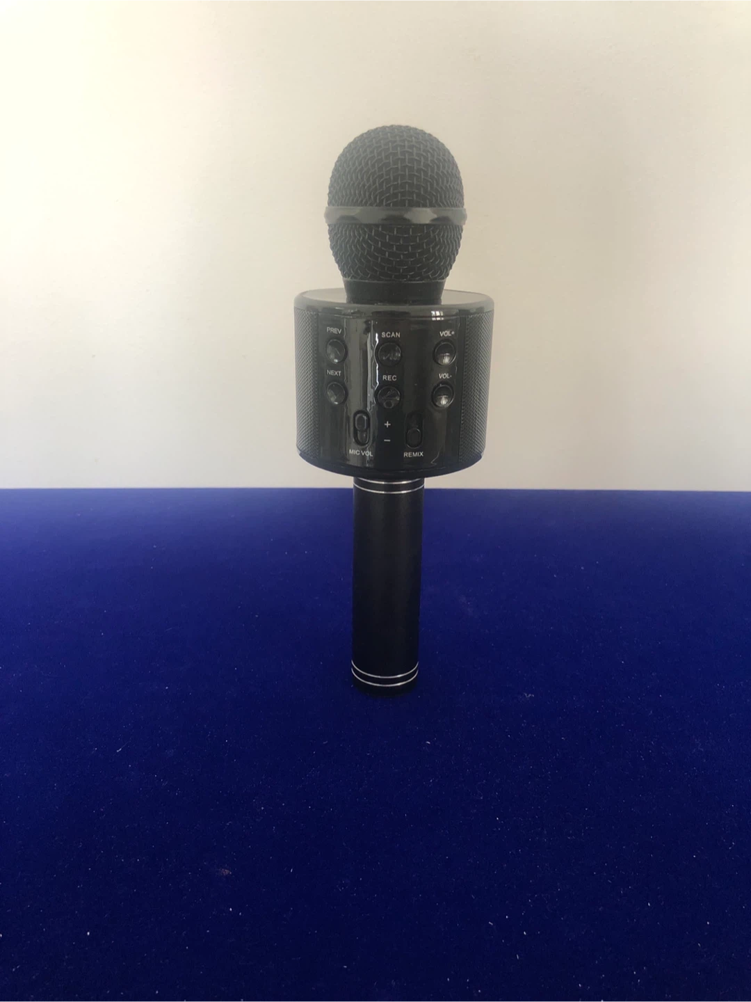 Black Portable Bluetooth Karaoke Microphone