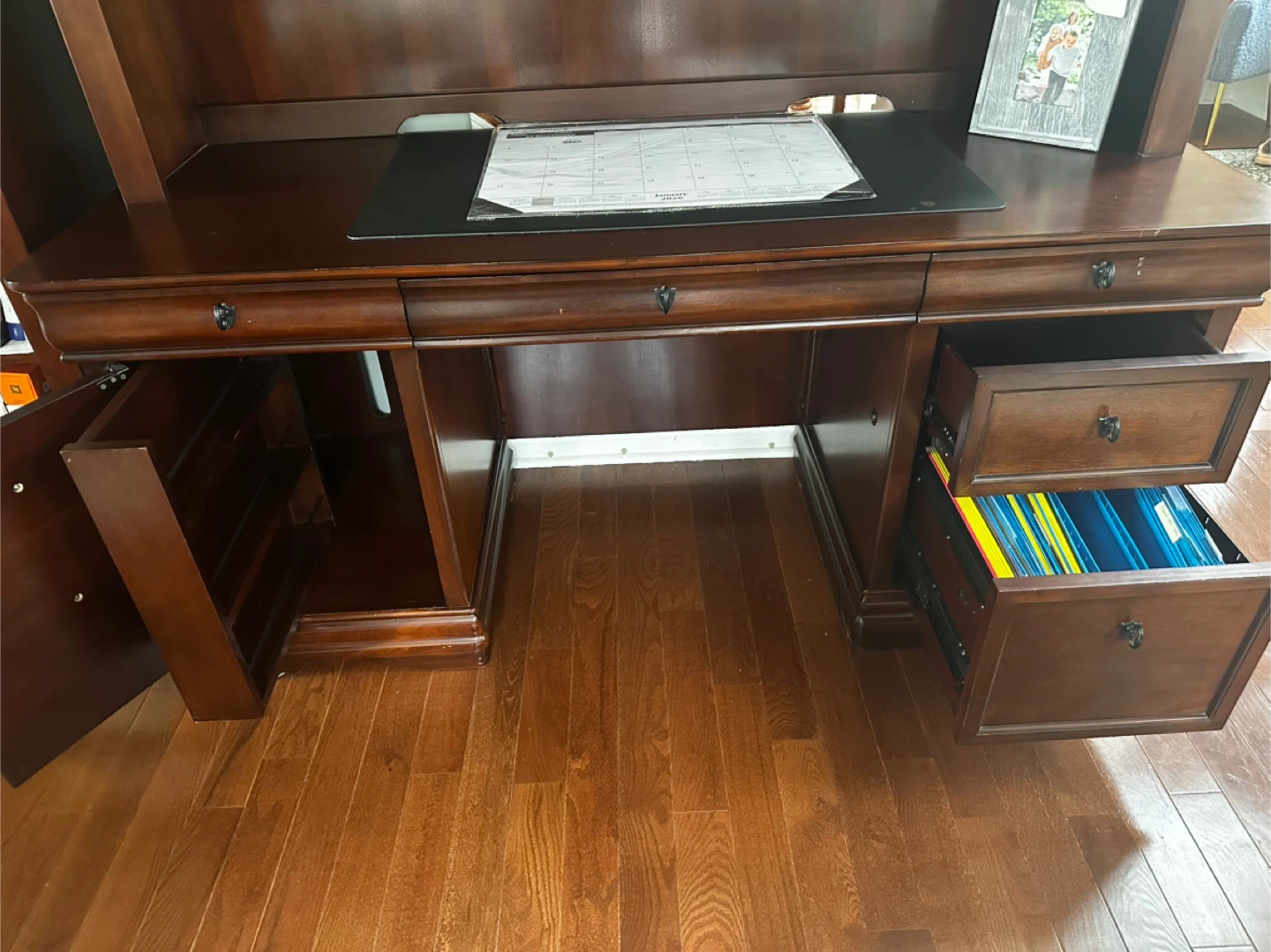 Dark Wood Executive Desk with Hutch - photo 4