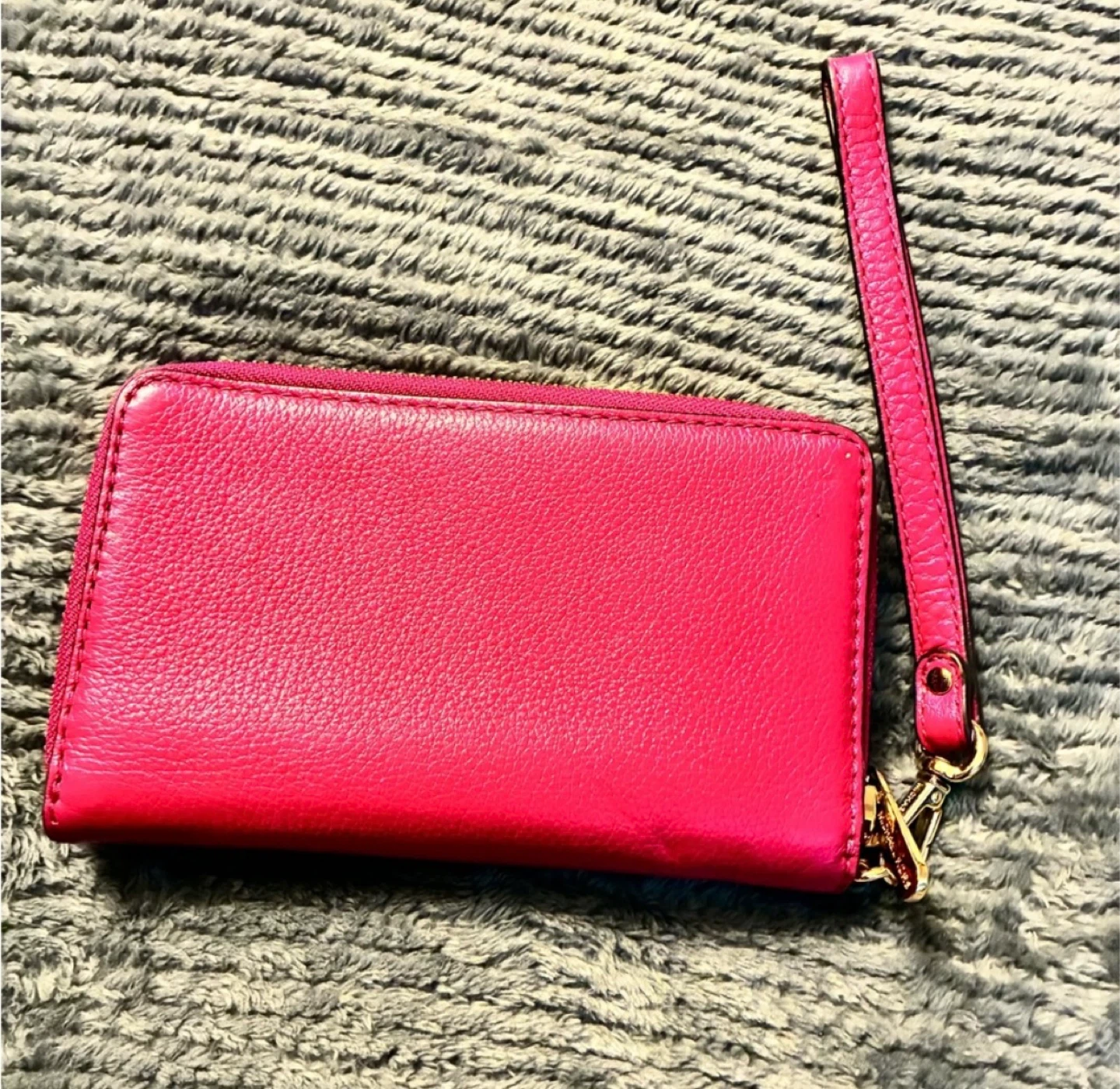 Michael Kors Pink Leather Wristlet Wallet - photo 5