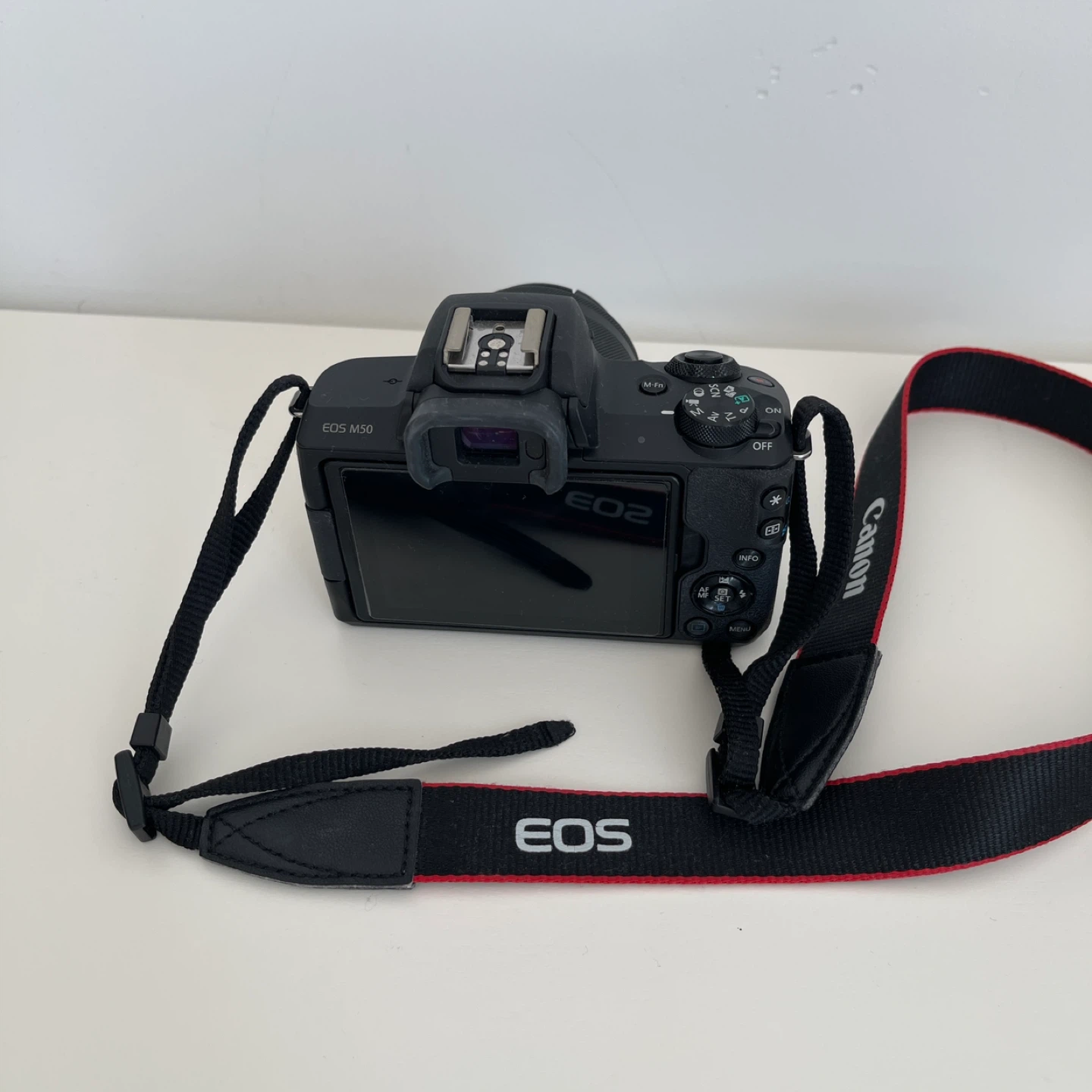 Canon EOS M50 Mirrorless Camera + Accessories - photo 5