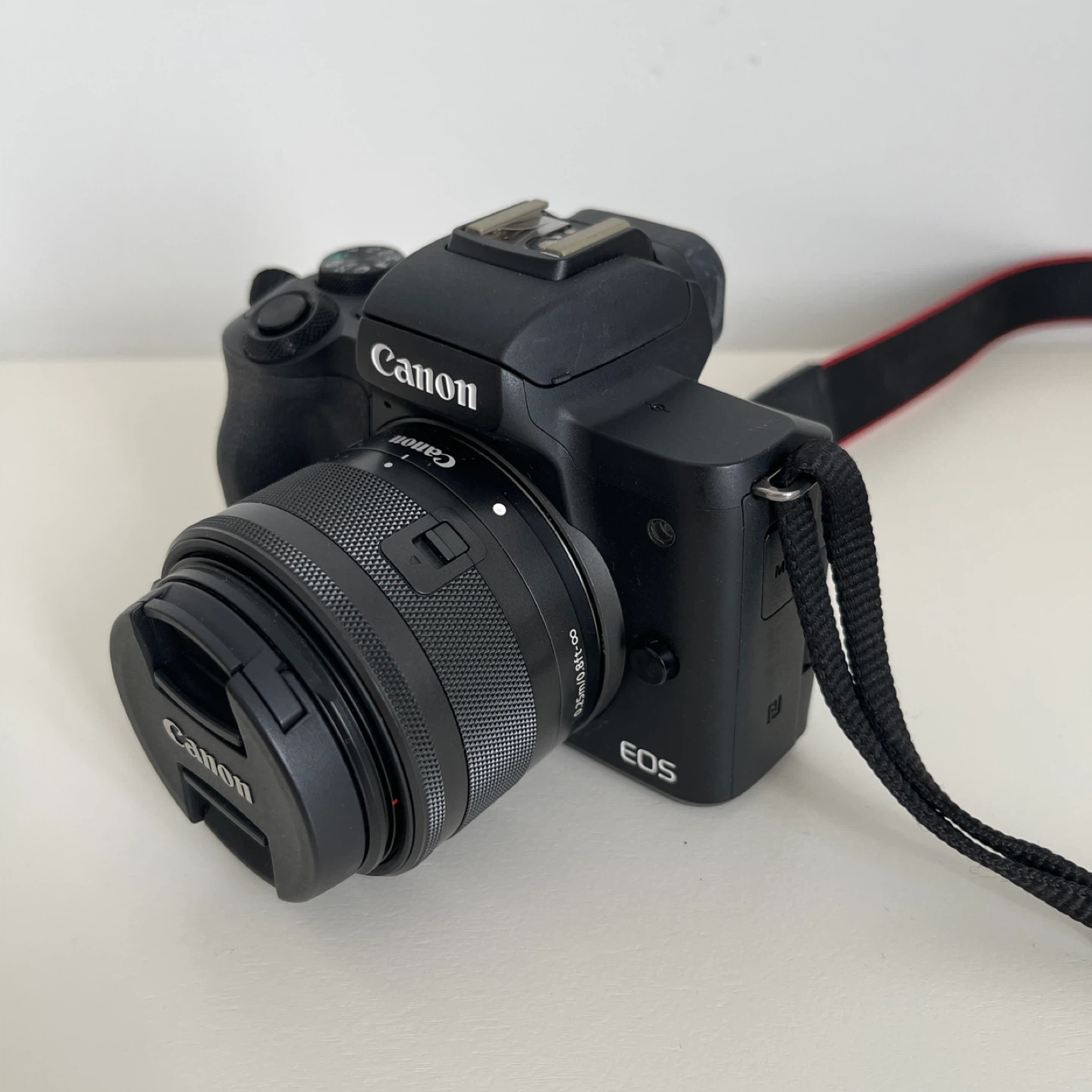 Canon EOS M50 Mirrorless Camera + Accessories - photo 3