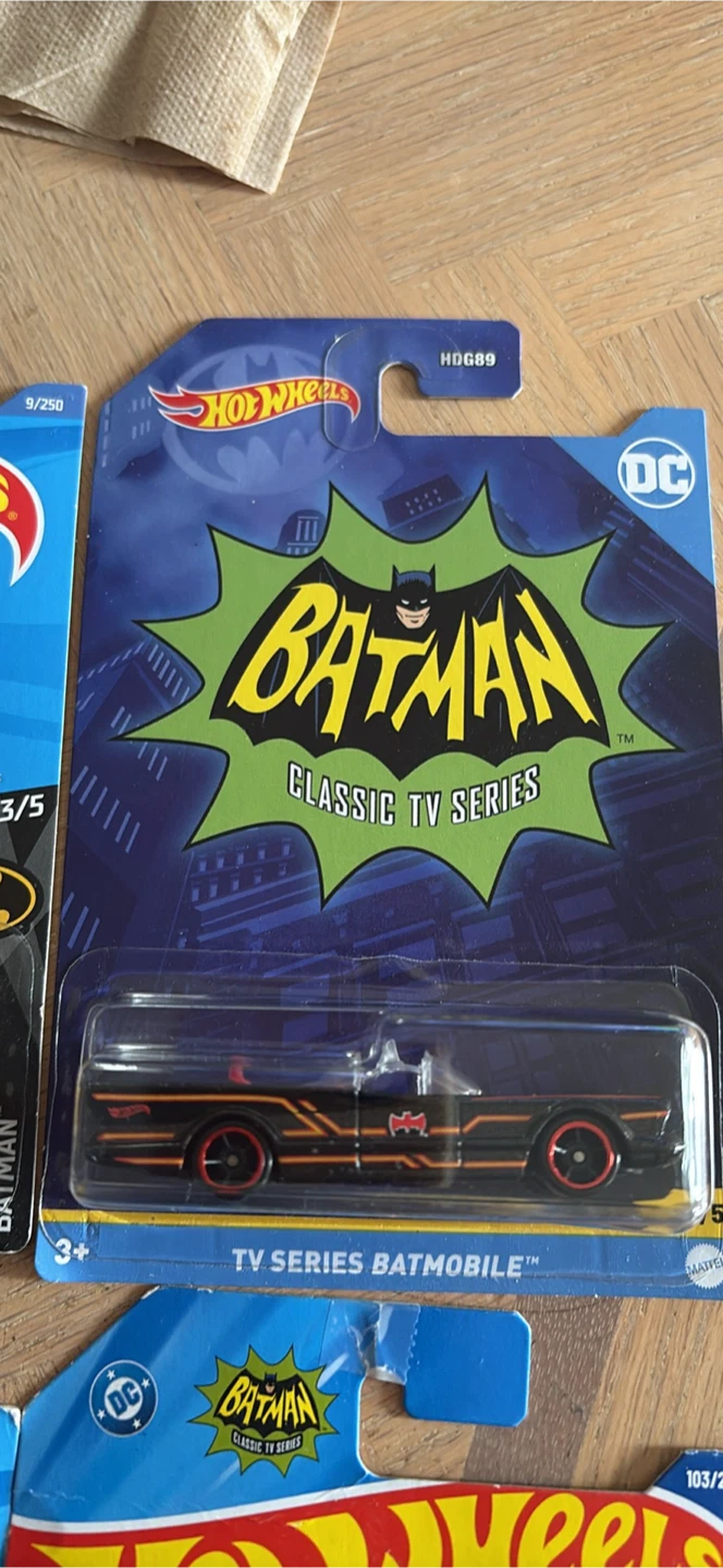 Hot Wheels Batman Classic TV Series Batmobile Lot (3) - photo 5