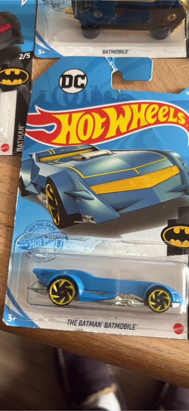 Hot Wheels Batman Classic TV Series Batmobile Lot (3) - photo 3