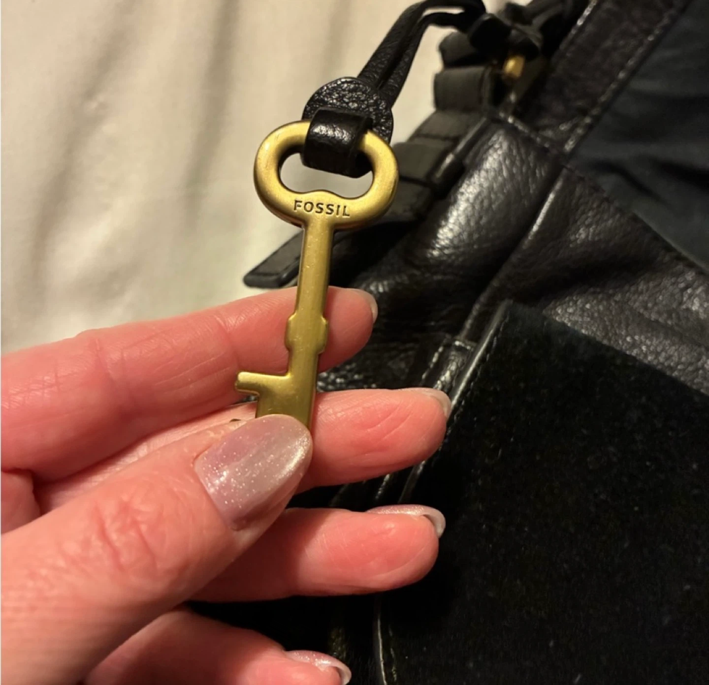 Black Fossil Leather Shoulder Bag - photo 2