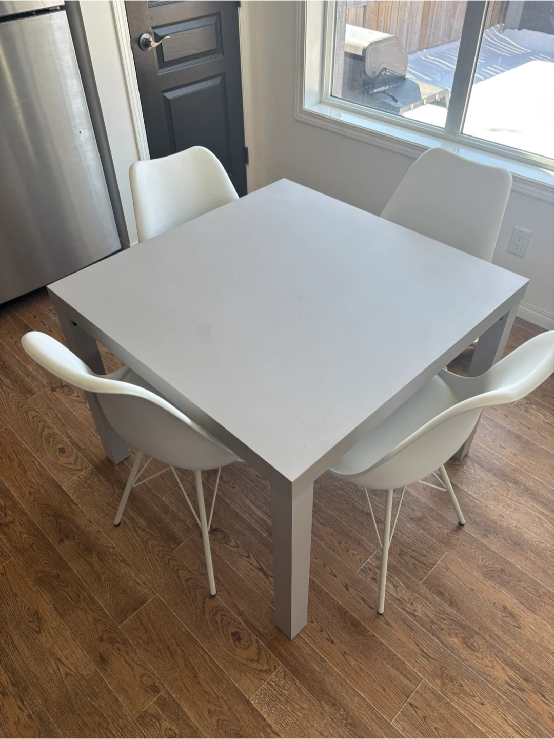 Square top kitchen table & Chairs (Set)