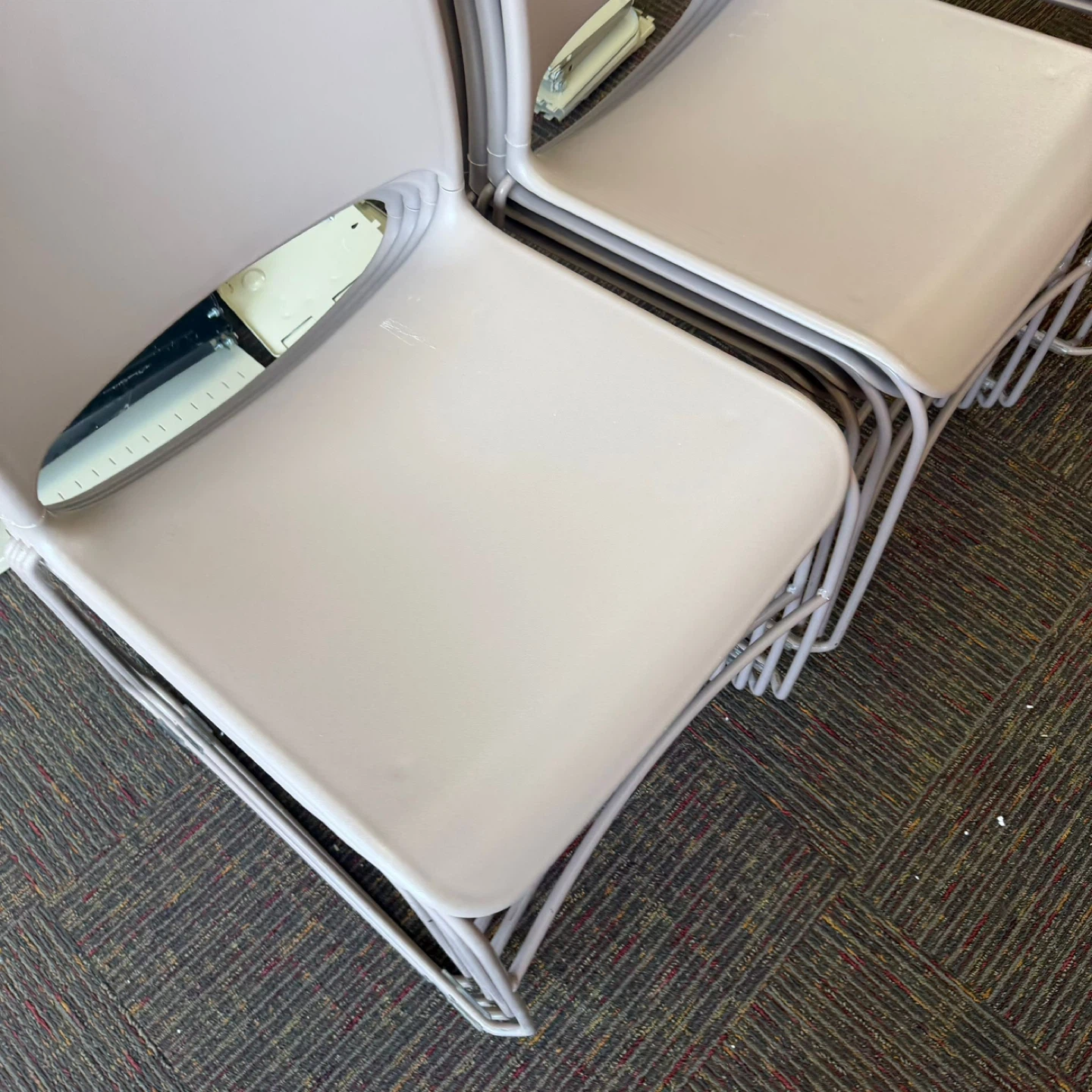 🔥 Comfortable Stackable Chairs – Commercial Grade 🔥