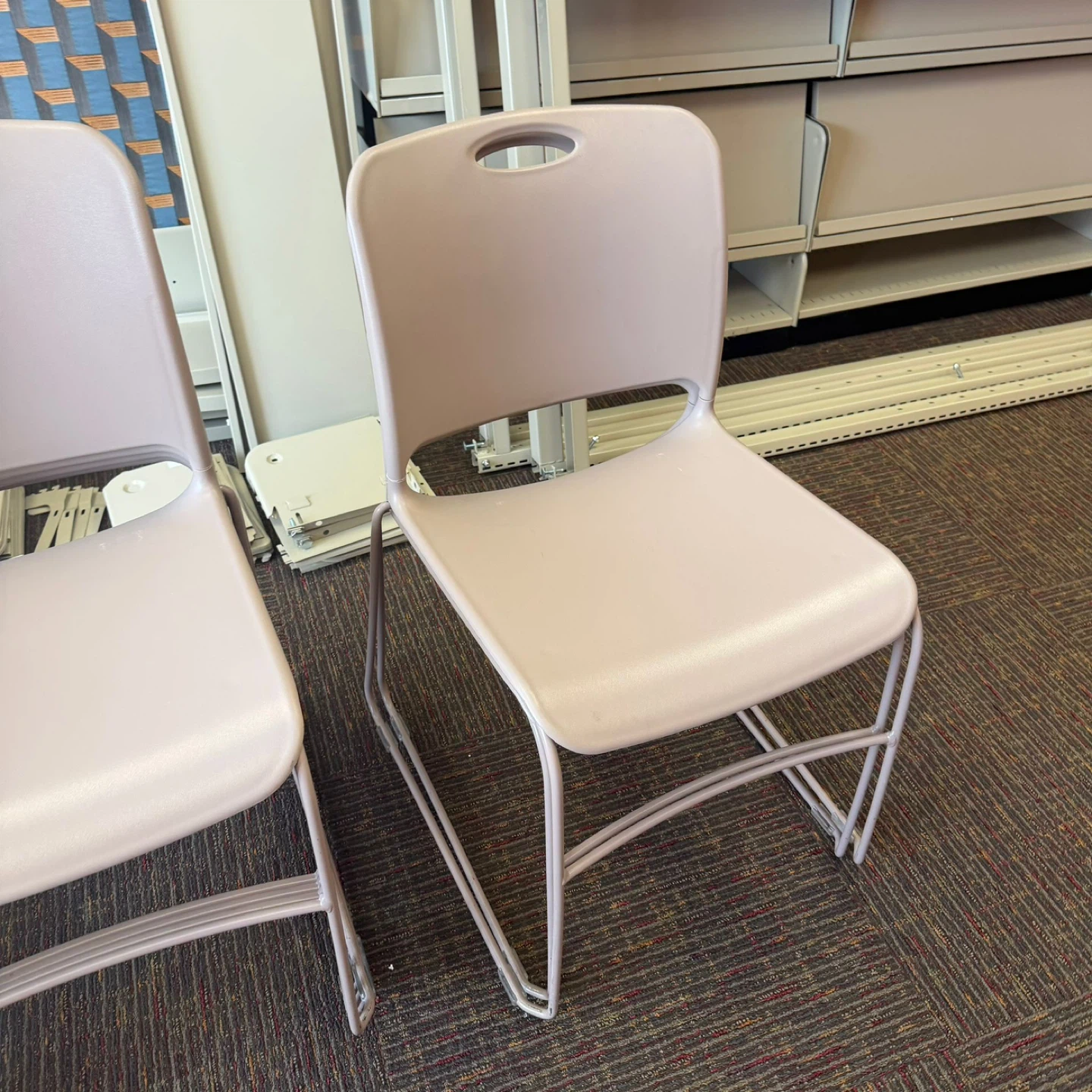 🔥 Comfortable Stackable Chairs – Commercial Grade 🔥 - photo 2