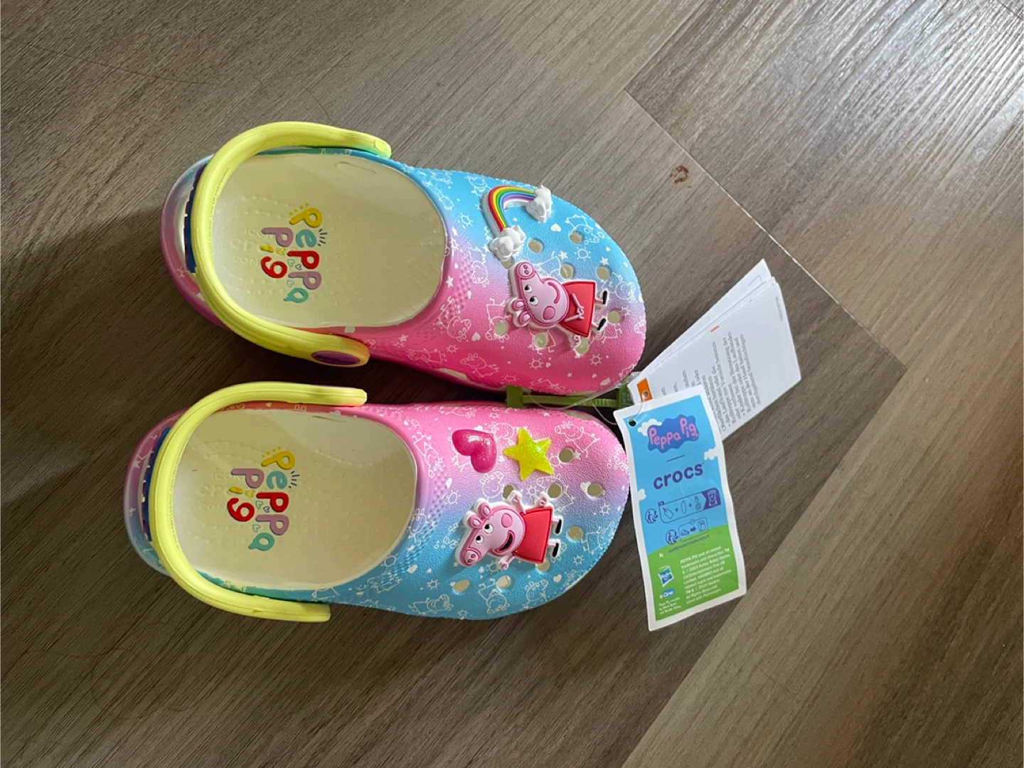 Crocs Peppa Pig  + Jibbitz Charms Set