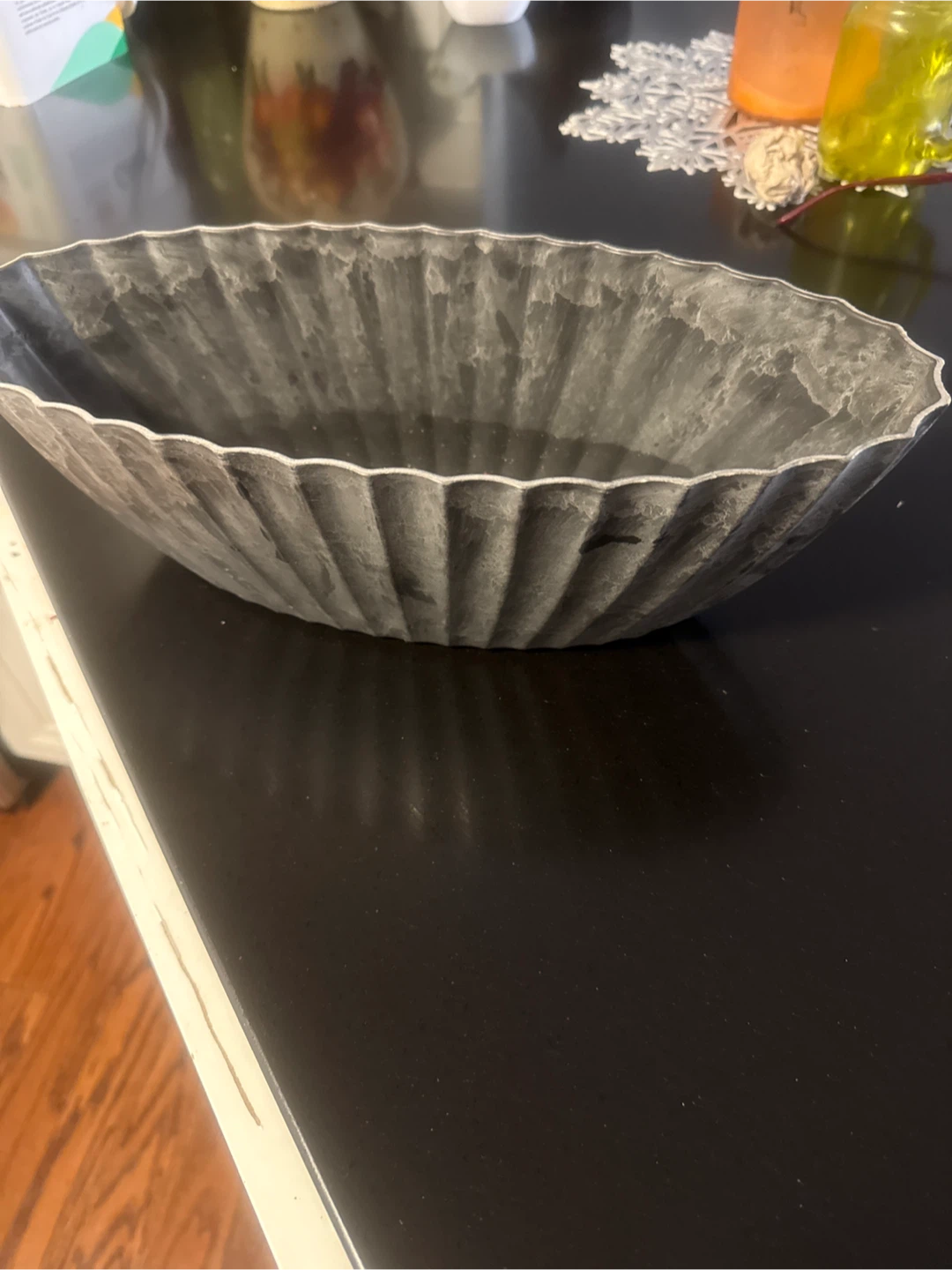 Oval Fluted Tin Planter Bowl
