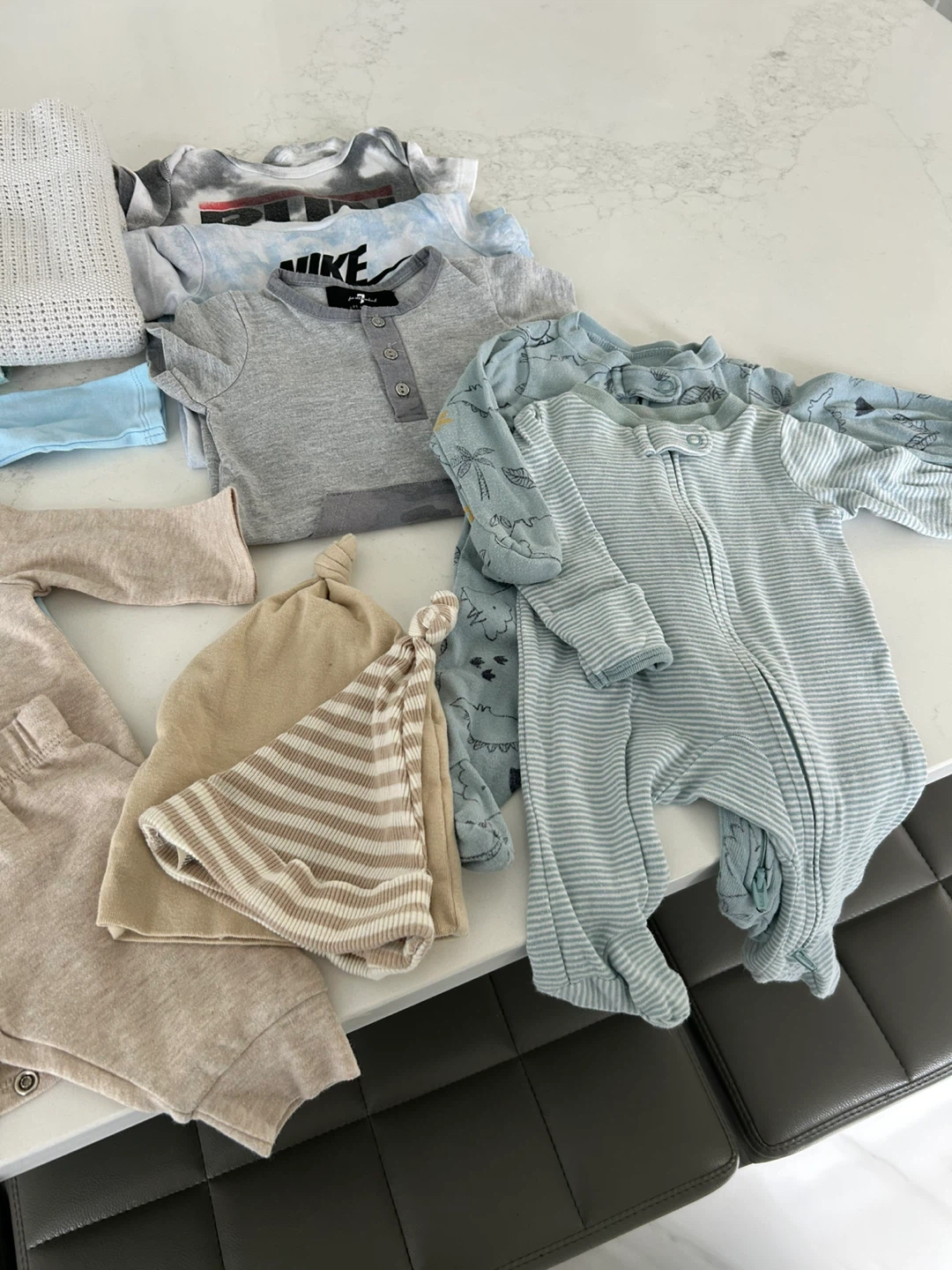 Baby Clothing Bundle - photo 2