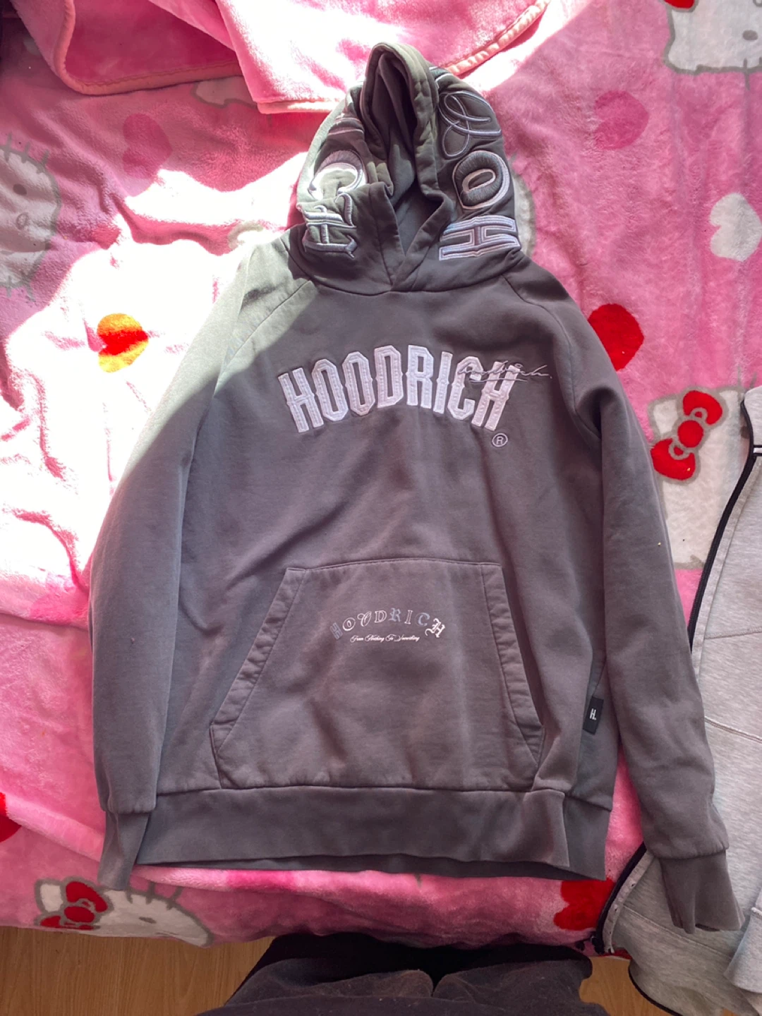 Hoodrich Hoodie - Size L