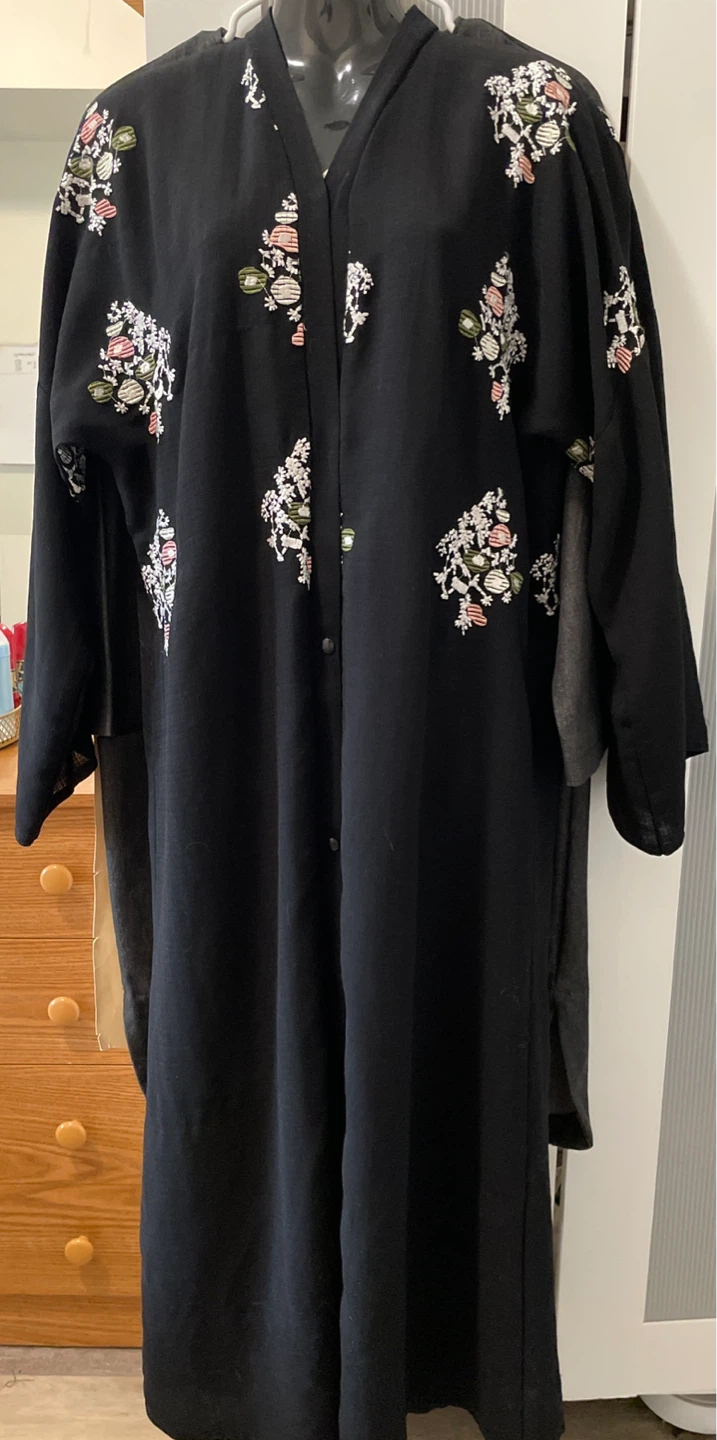 Embroidered Black Abaya - photo 2