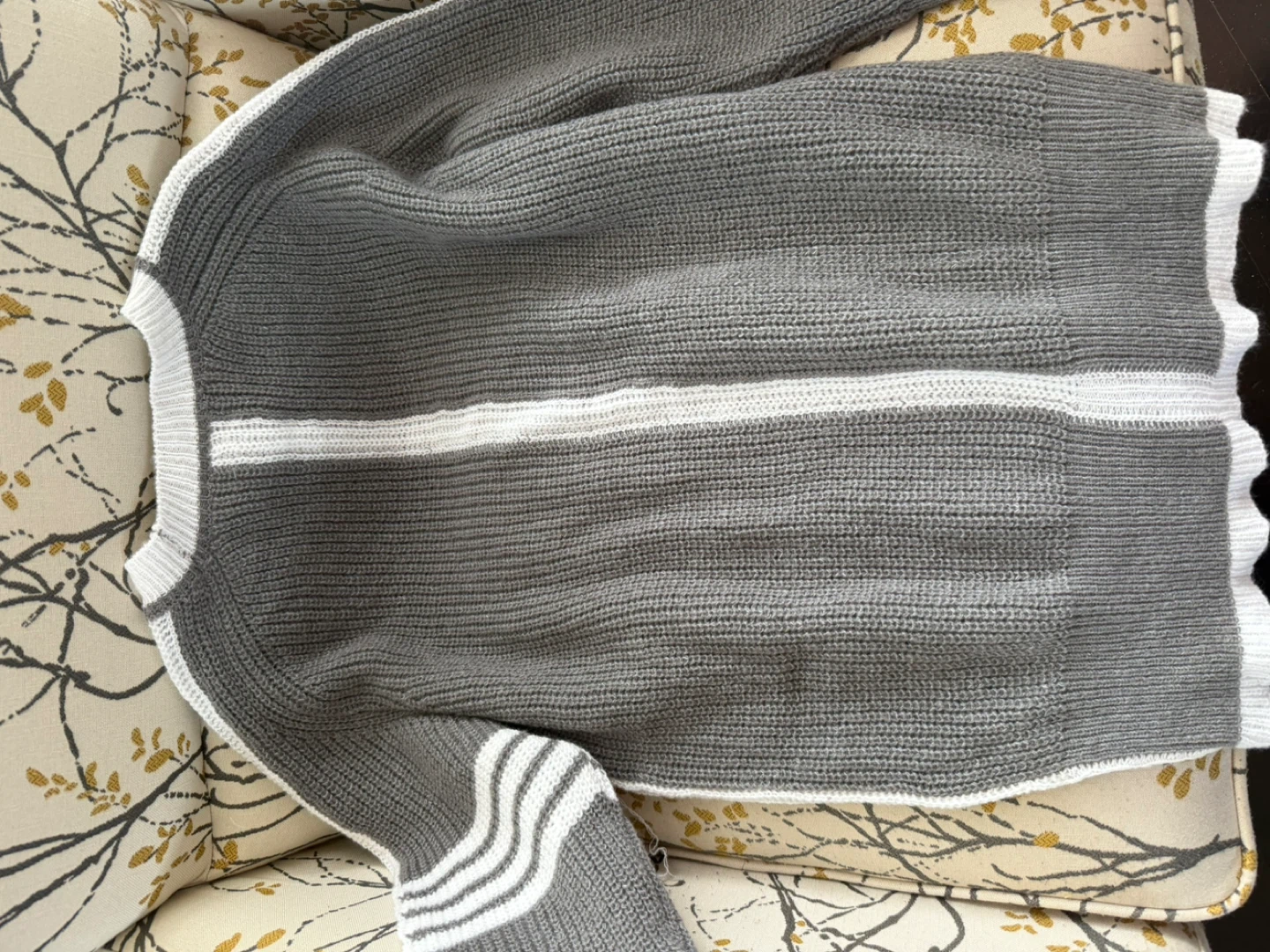 Men's Grey and White Striped Knit Sweater - with tag - photo 3