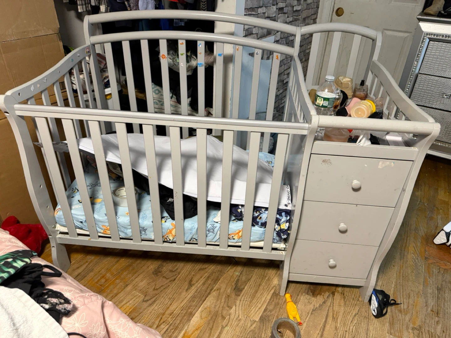 Grey Convertible Crib and Changing Table Combo