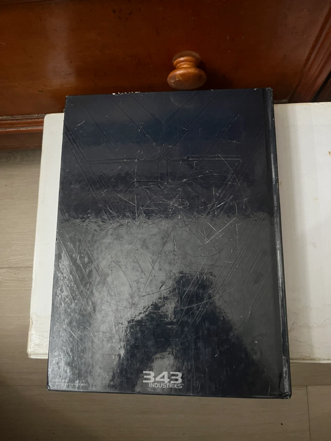 343 Industries Halo Art Book - photo 3